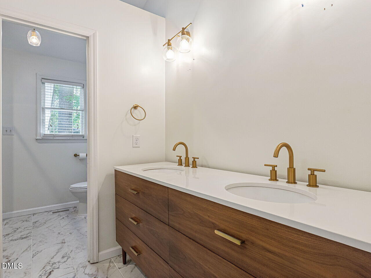 108 Carrousel Lane Property Photo 24