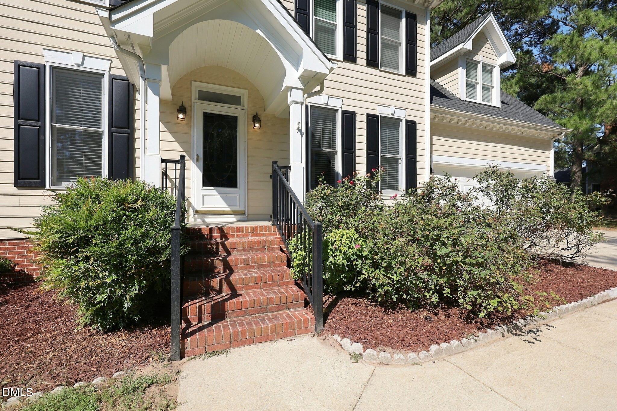 824 Elbridge Drive Property Photo 4