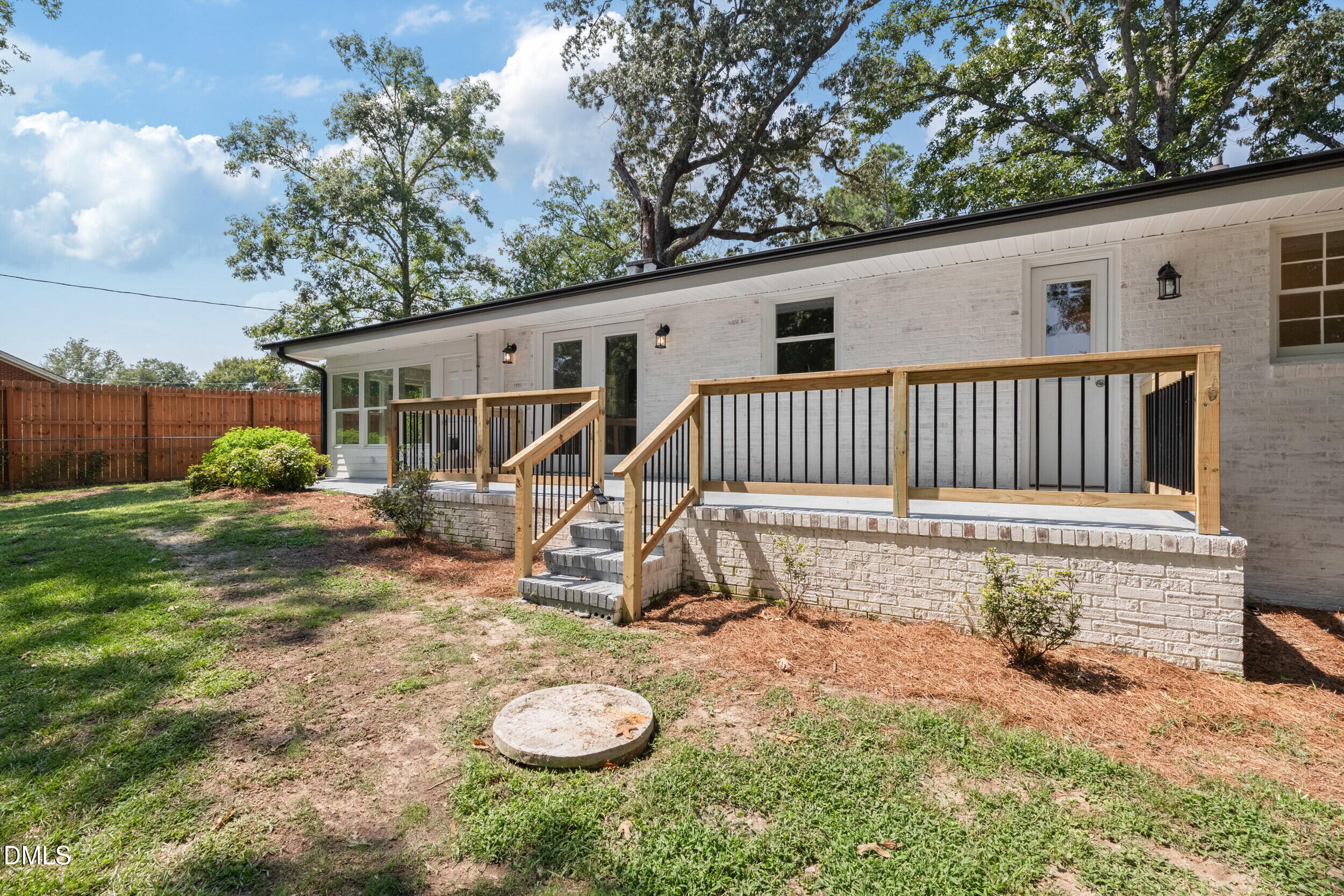 100 E Merlin Drive Property Photo 24