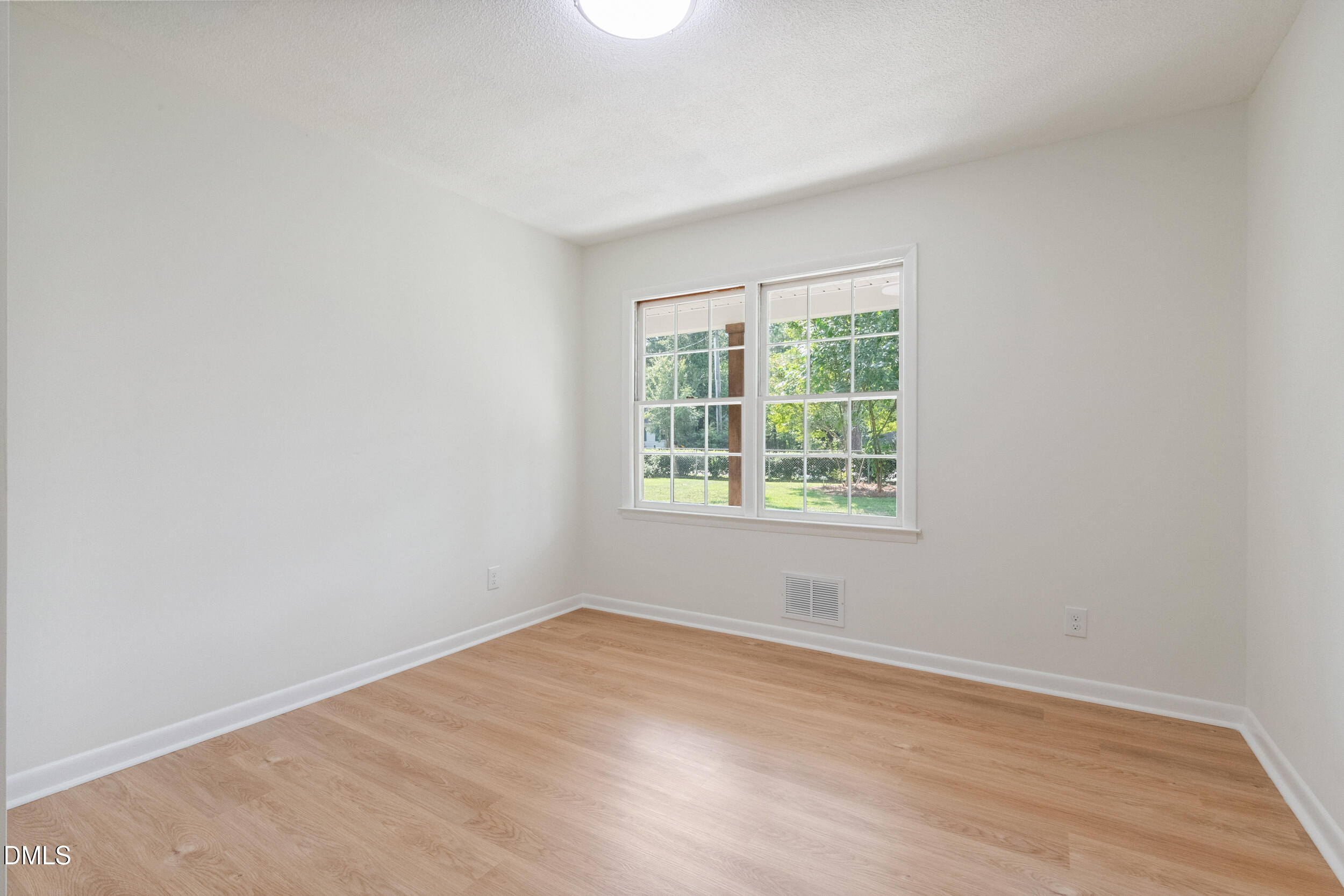 100 E Merlin Drive Property Photo 31