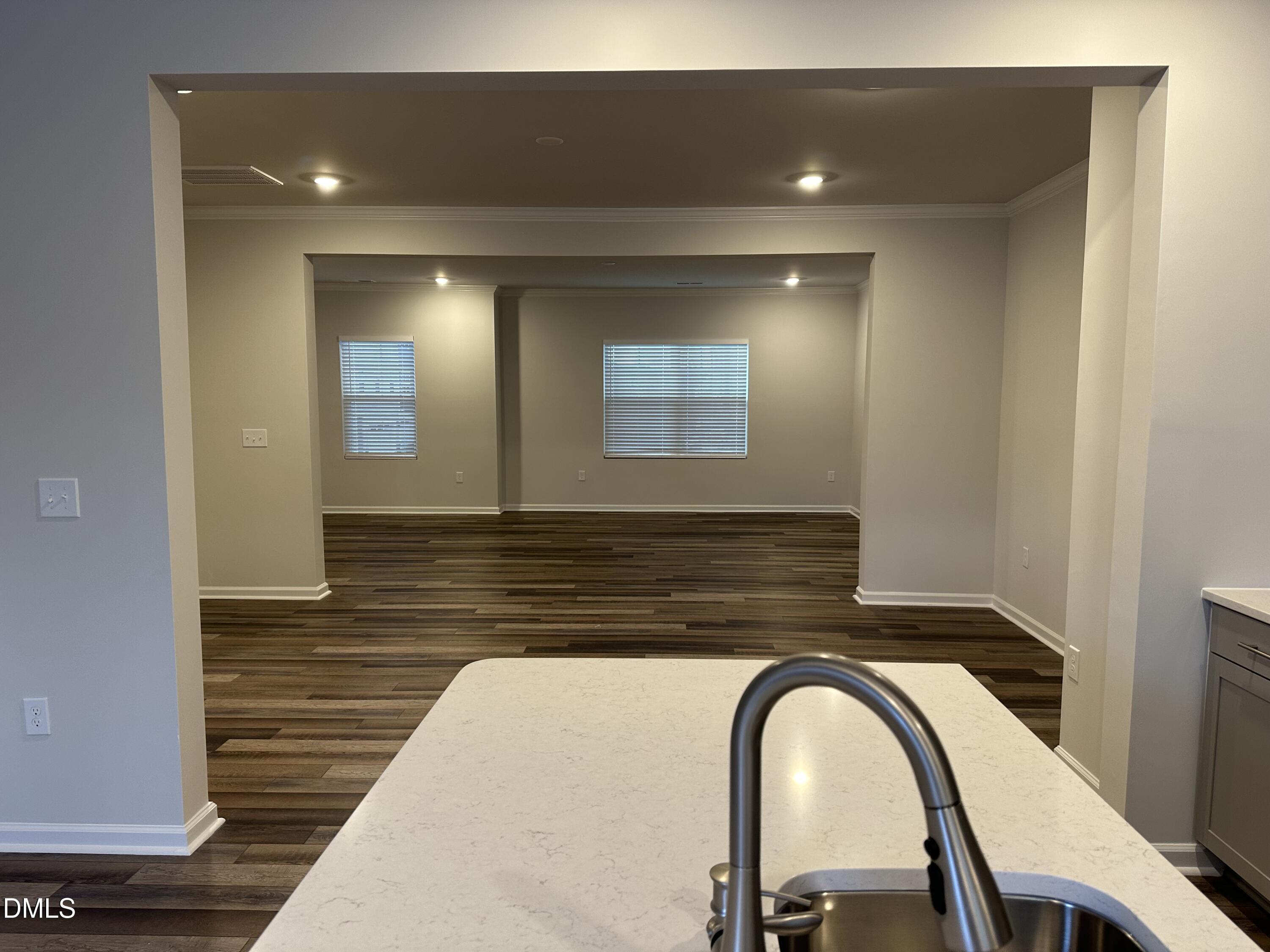 507 Tova Falls Drive Property Photo 8