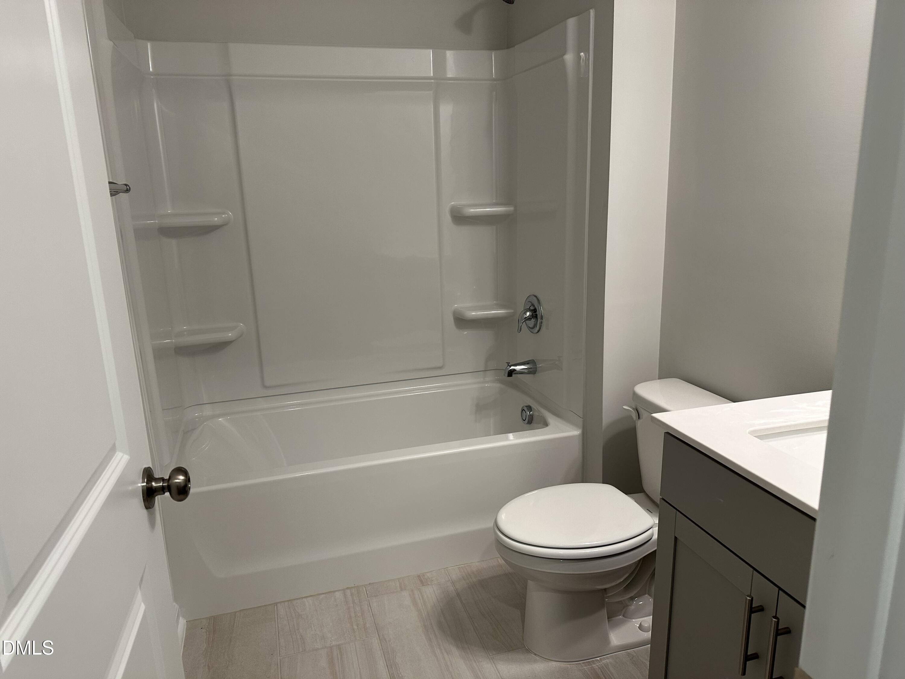 507 Tova Falls Drive Property Photo 23