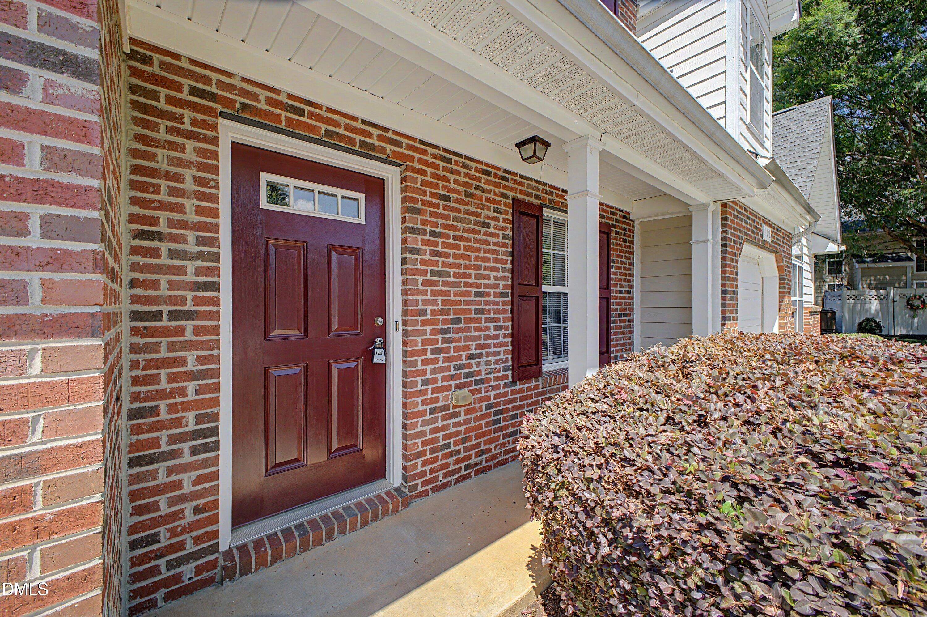 102 Anamoor Drive Property Photo 3