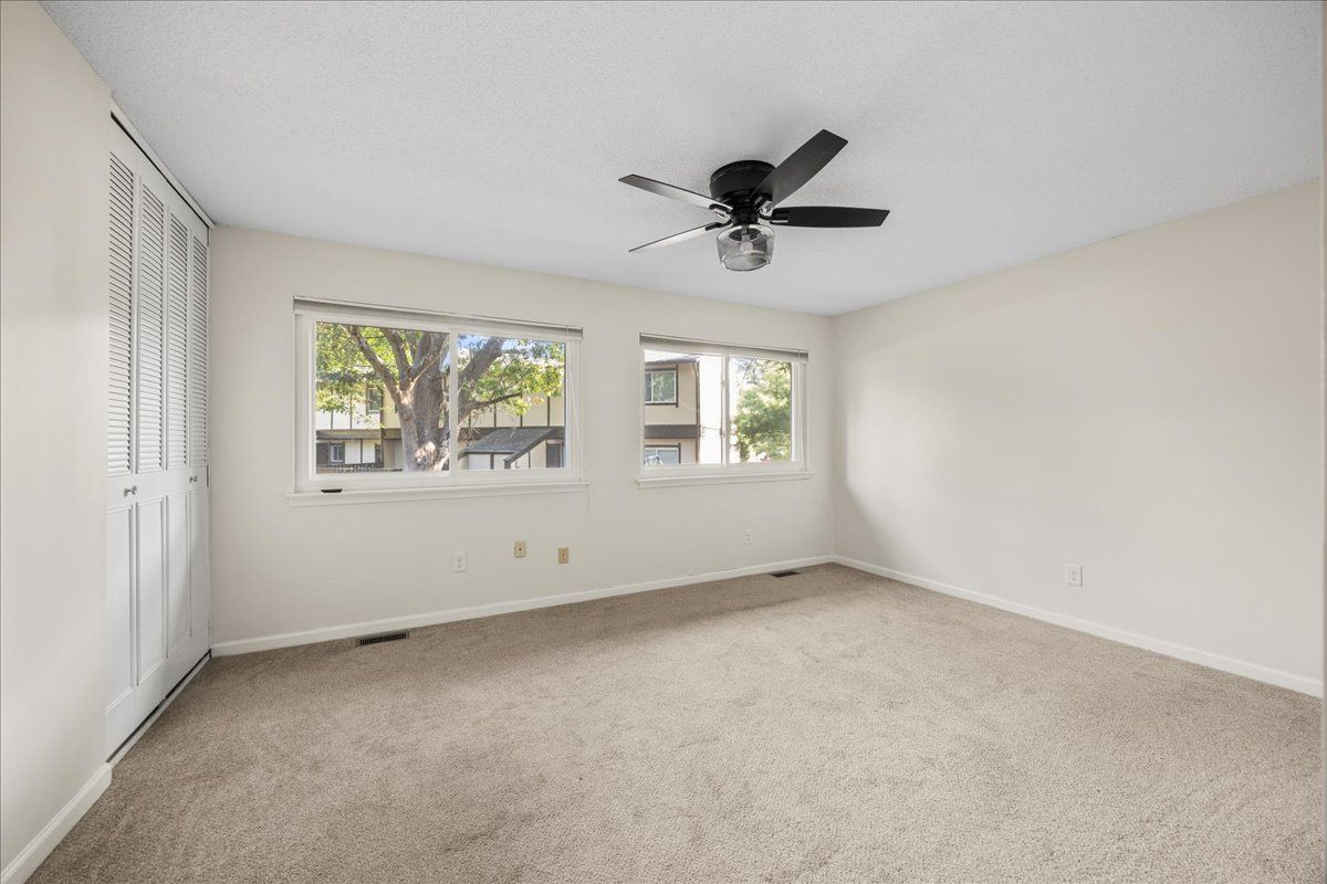 4271 Lake Ridge Drive Property Photo 13