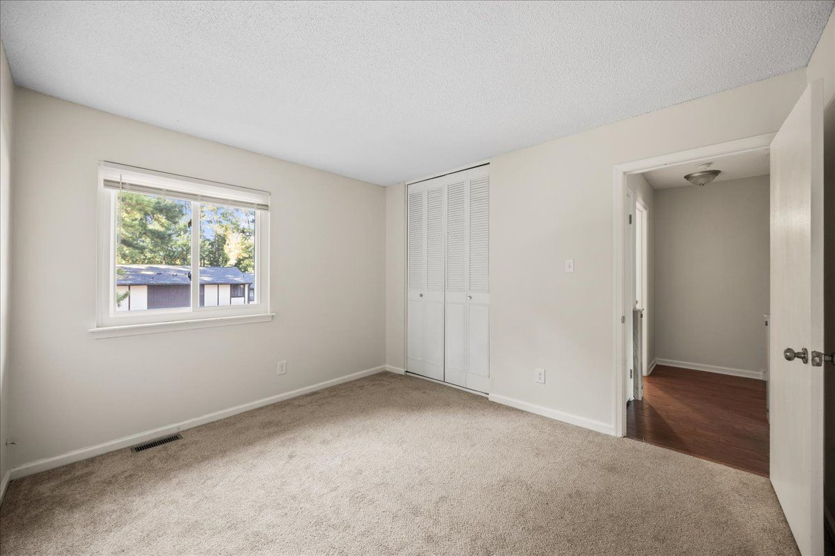 4271 Lake Ridge Drive Property Photo 19