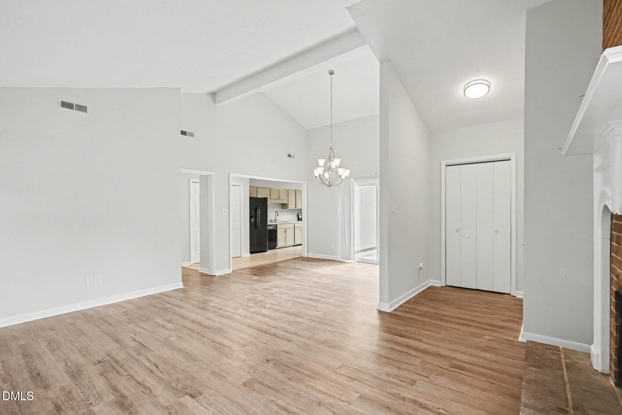 108 Deerfield Drive Property Photo 8