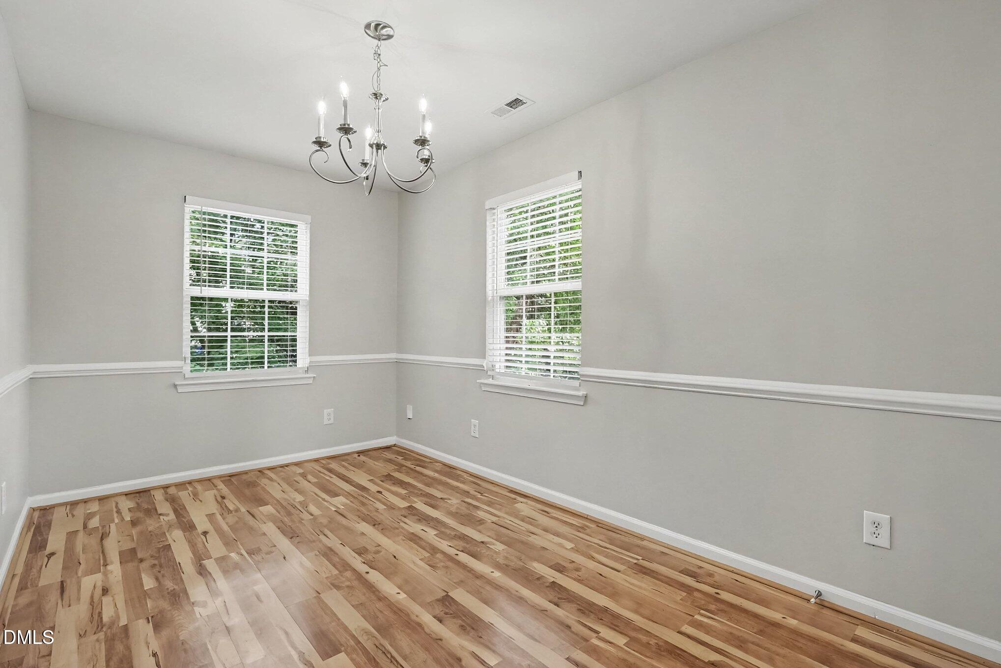 8879 Thornton Town Place Property Photo 4