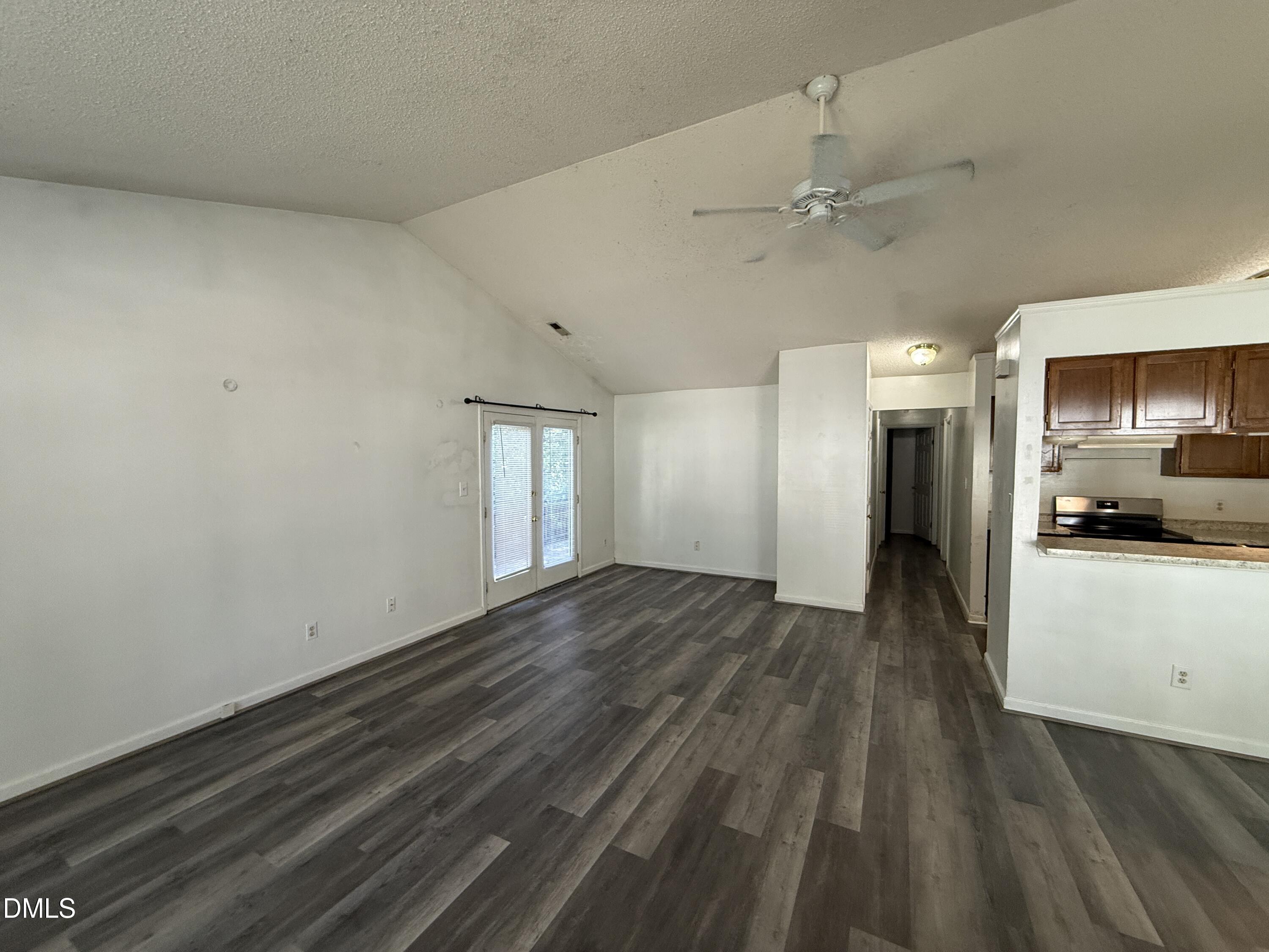 2925 Golden Oak Court 2925 Property Photo 2