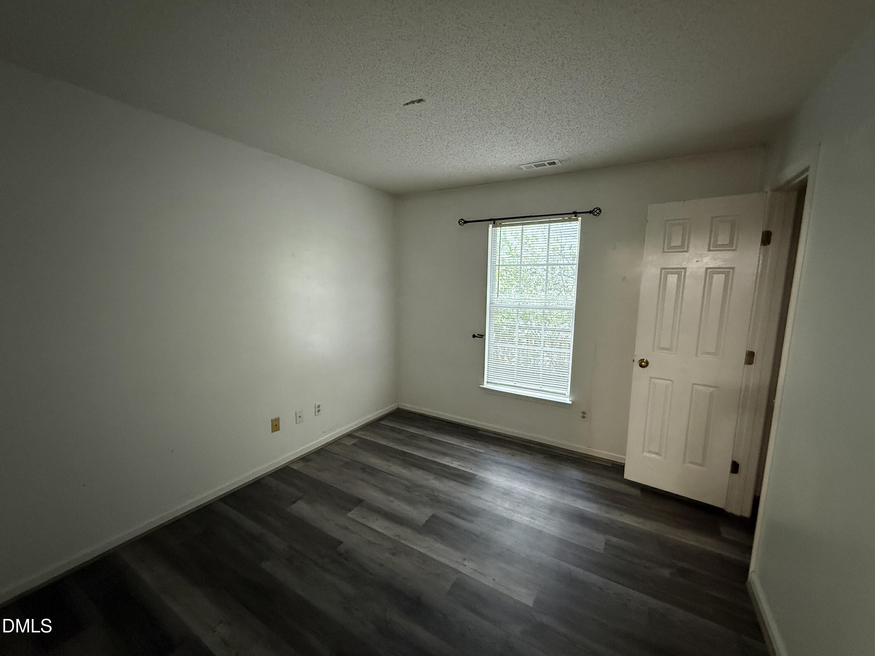 2925 Golden Oak Court 2925 Property Photo 6