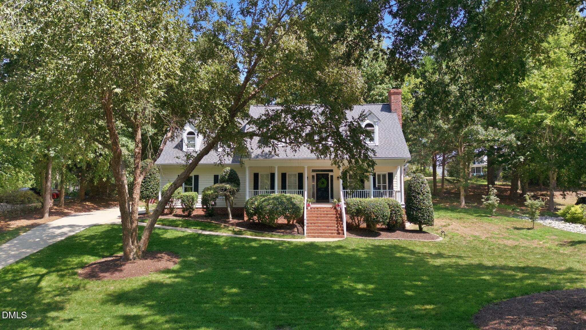 418 Neuse Ridge Drive Property Photo 1