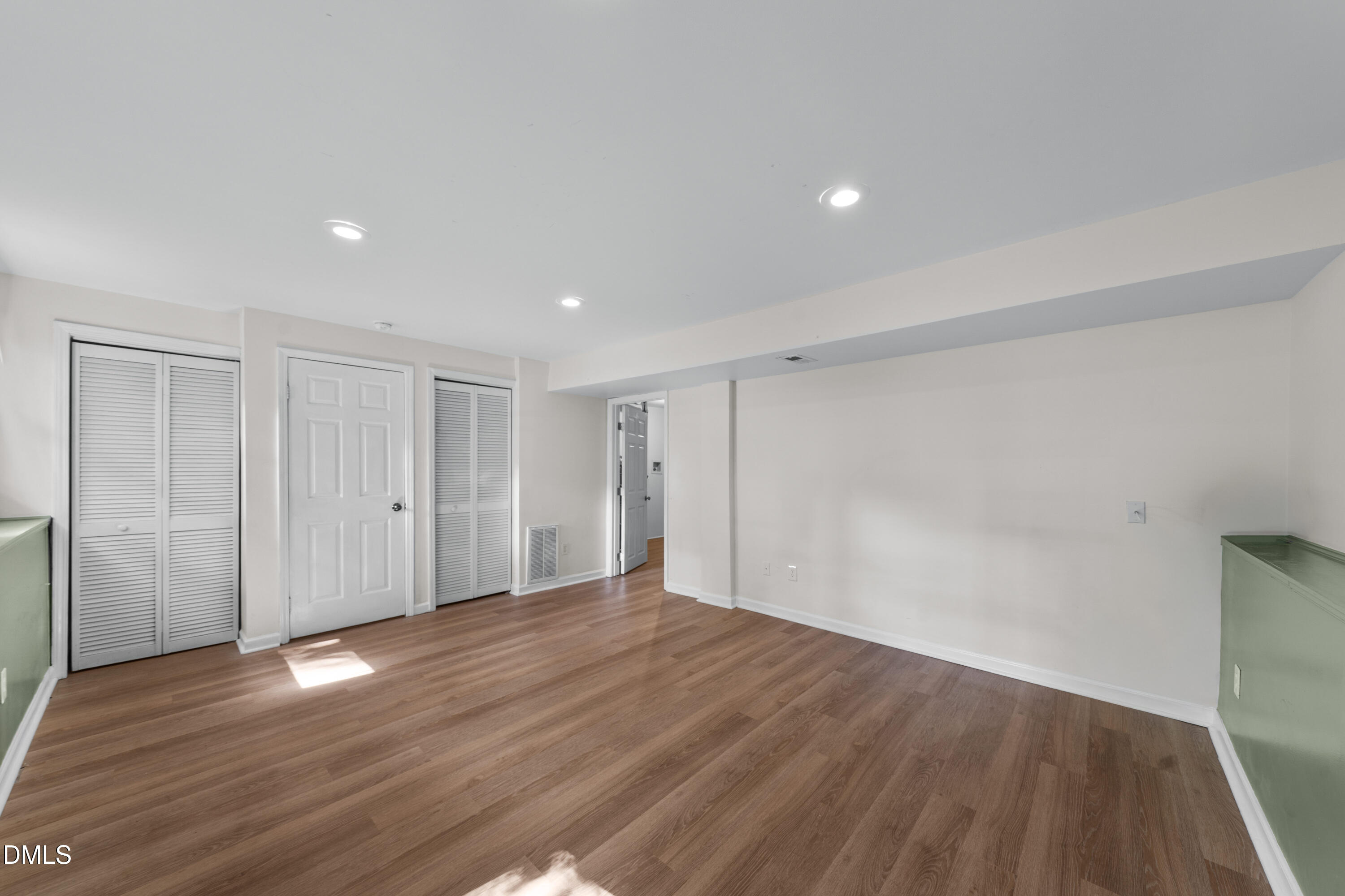 872 Lochmaben Street Property Photo 25