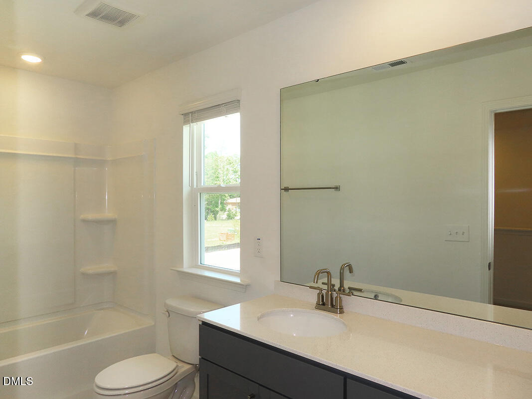 2206 Rabbitbrush Street Property Photo 11
