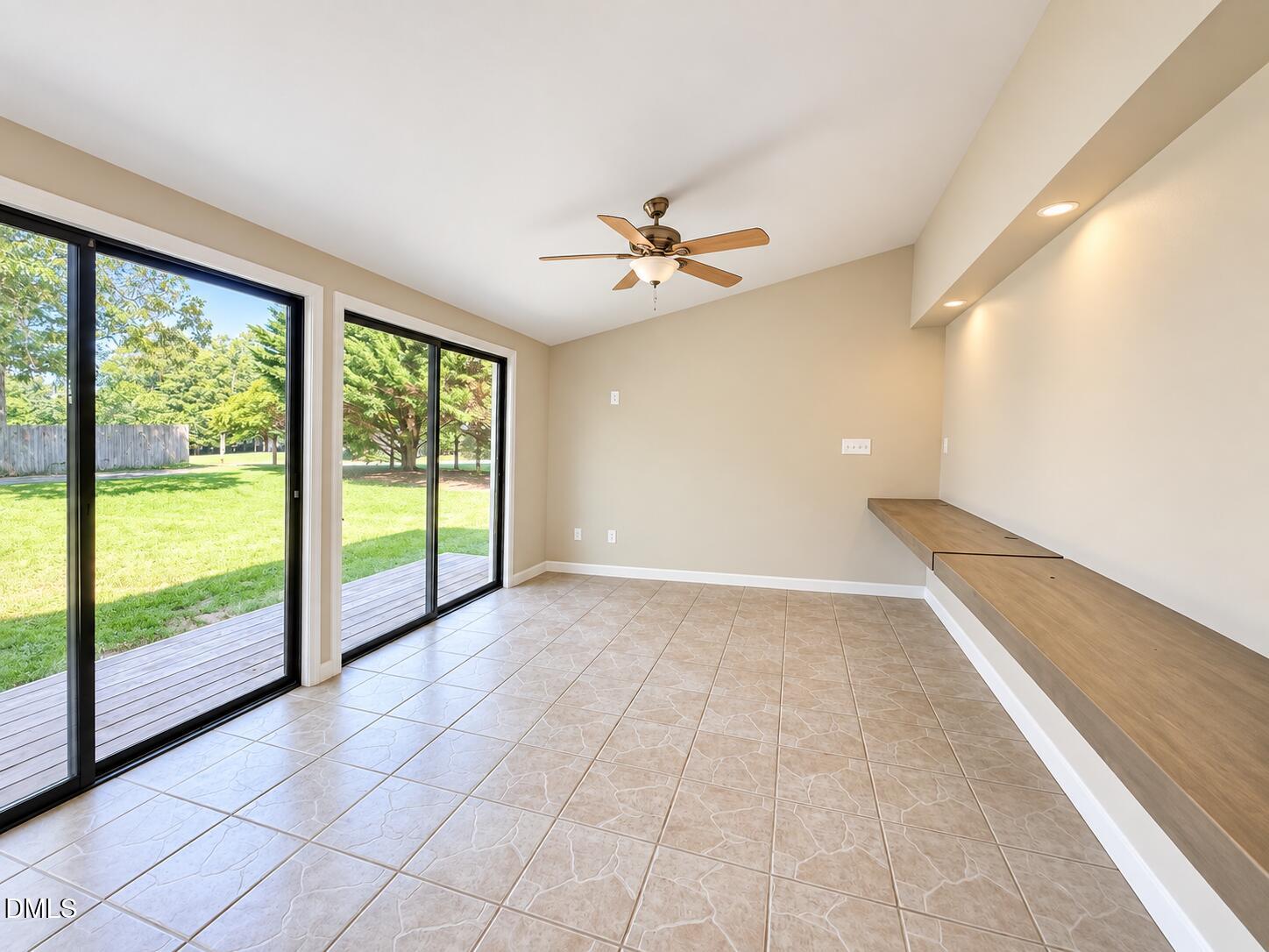 2005 Sunny Way Property Photo 21