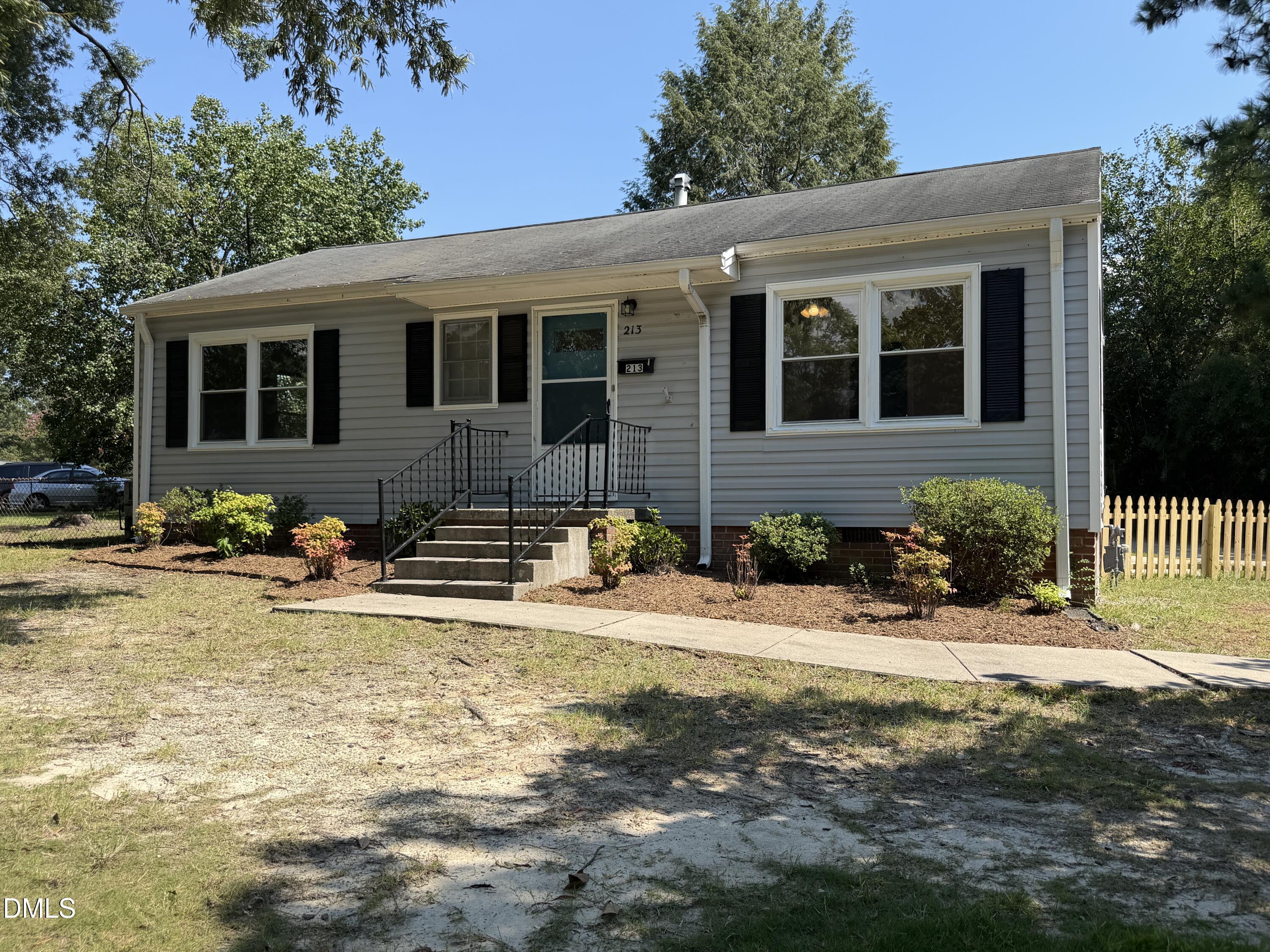 213 Watson Drive Property Photo 1