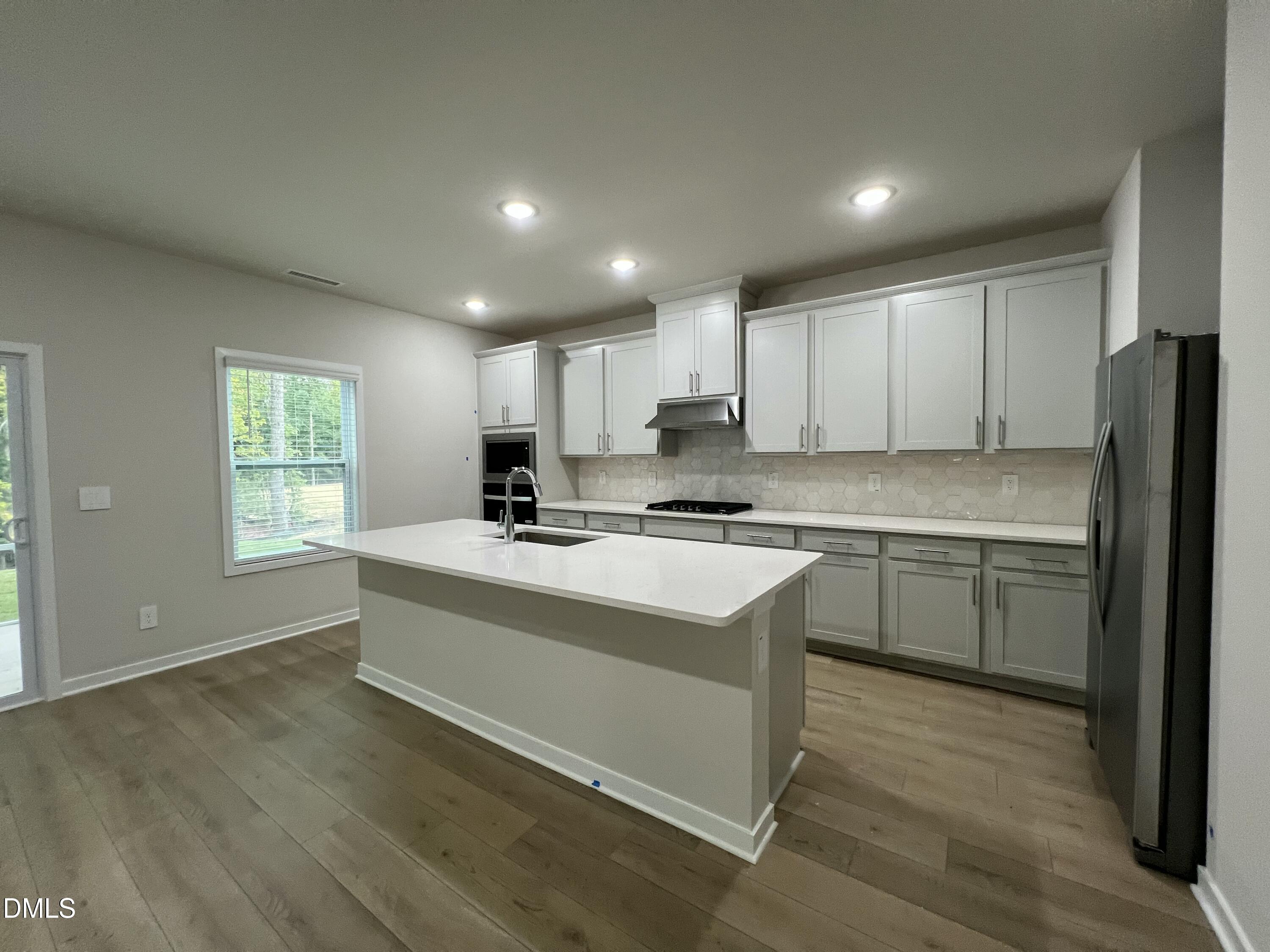 5934 Fallowfield Lane Property Photo 4