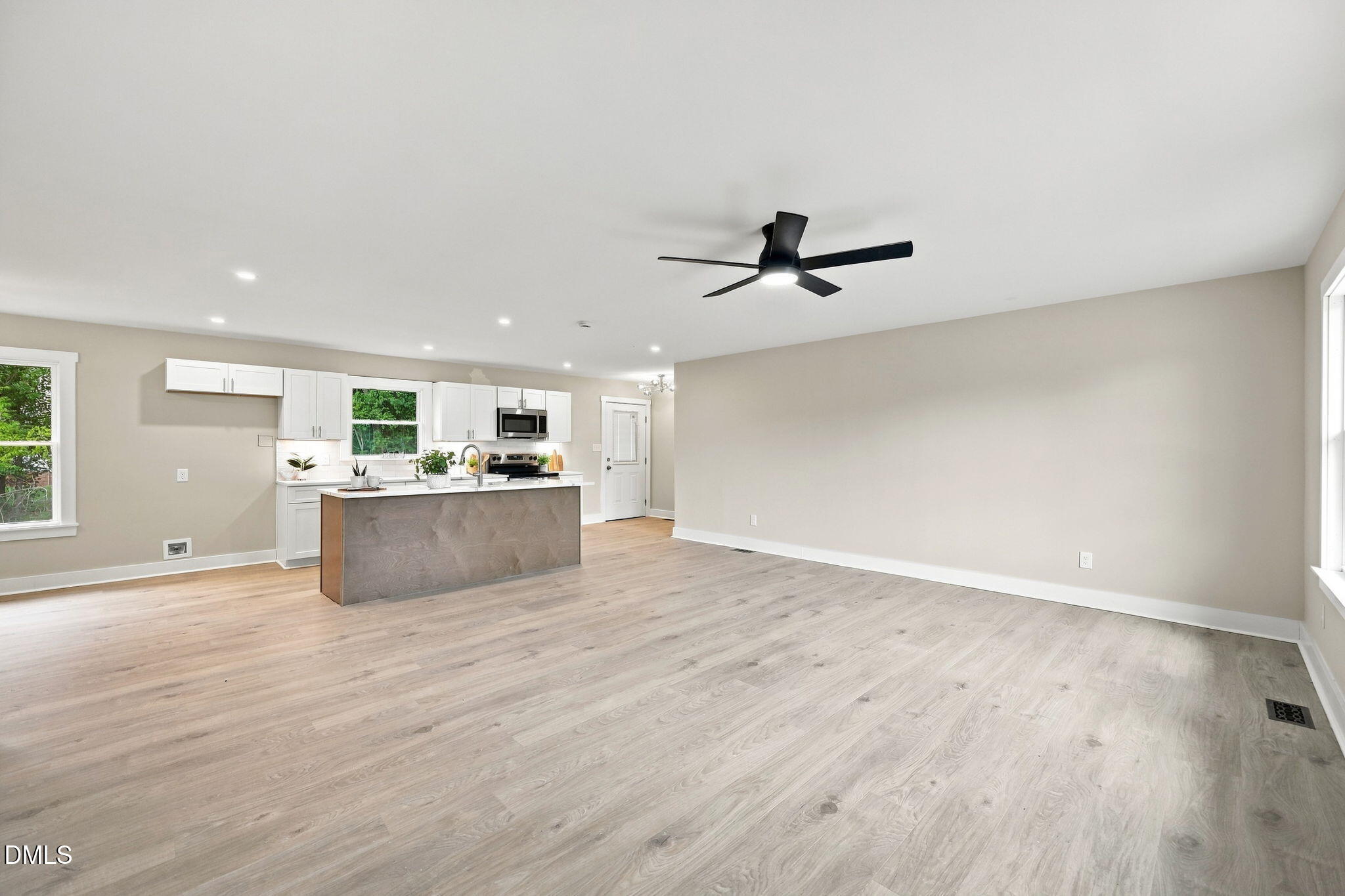 5301 Daleview Drive Property Photo 11