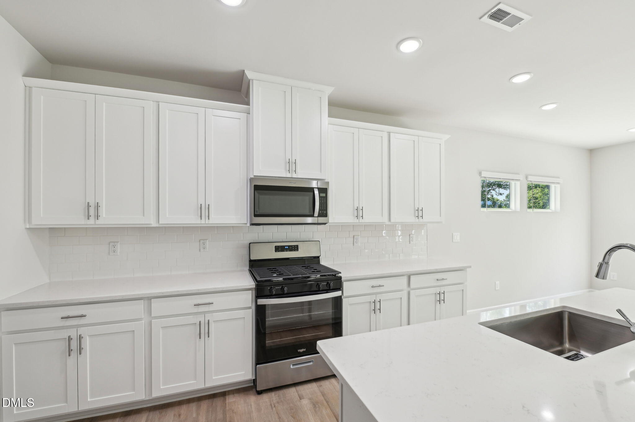 1158 Winding Spring Drive Property Photo 3