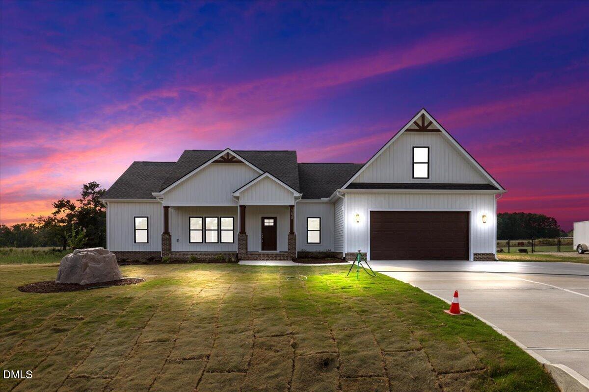 1420 Scarlet Oak Road Property Photo 1