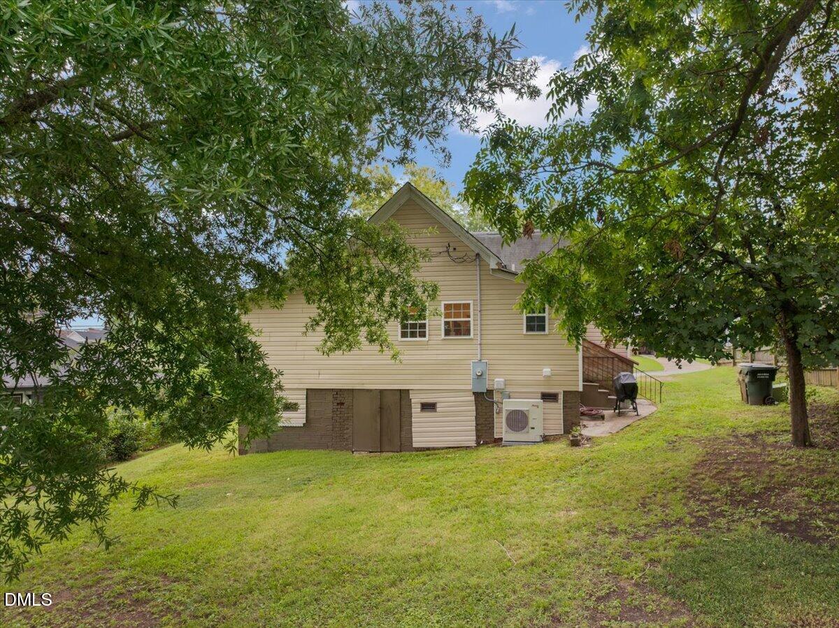 206 S Ellington Street Property Photo 25