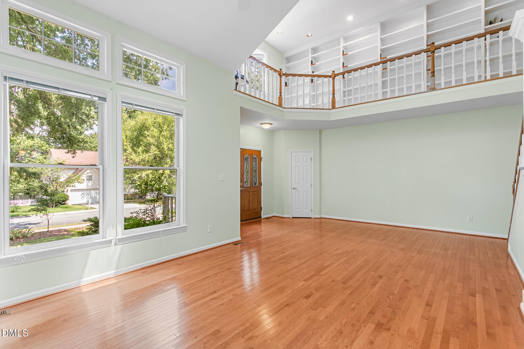 207 Windhover Drive Property Photo 6