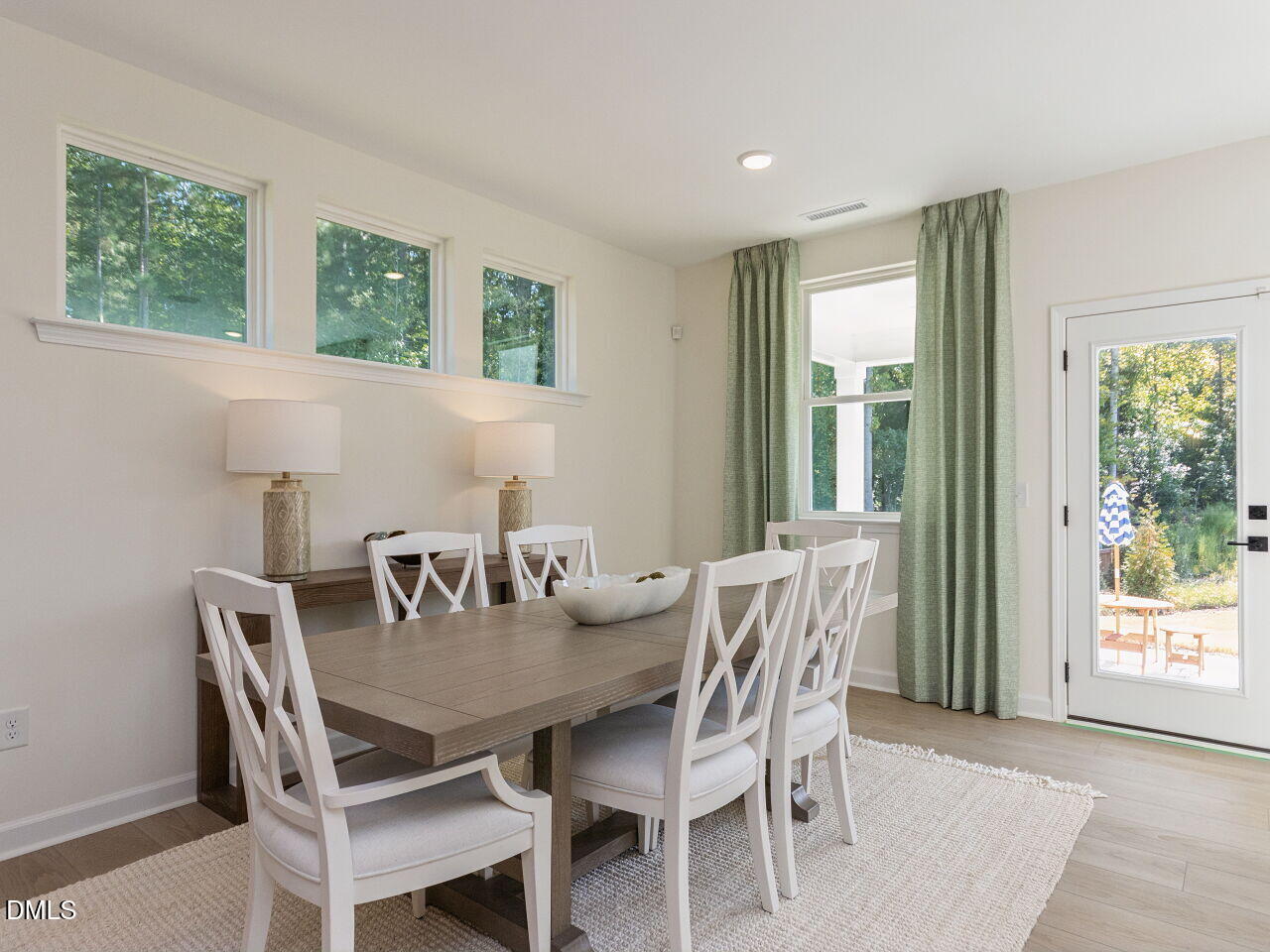 852 Dragonfly Pond Way Property Photo 17