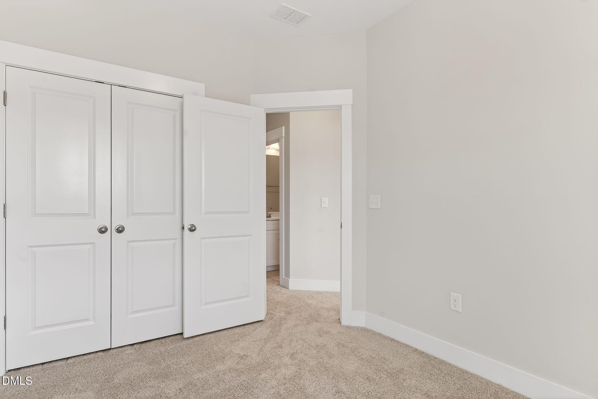 591 Bandon Alley Property Photo 25