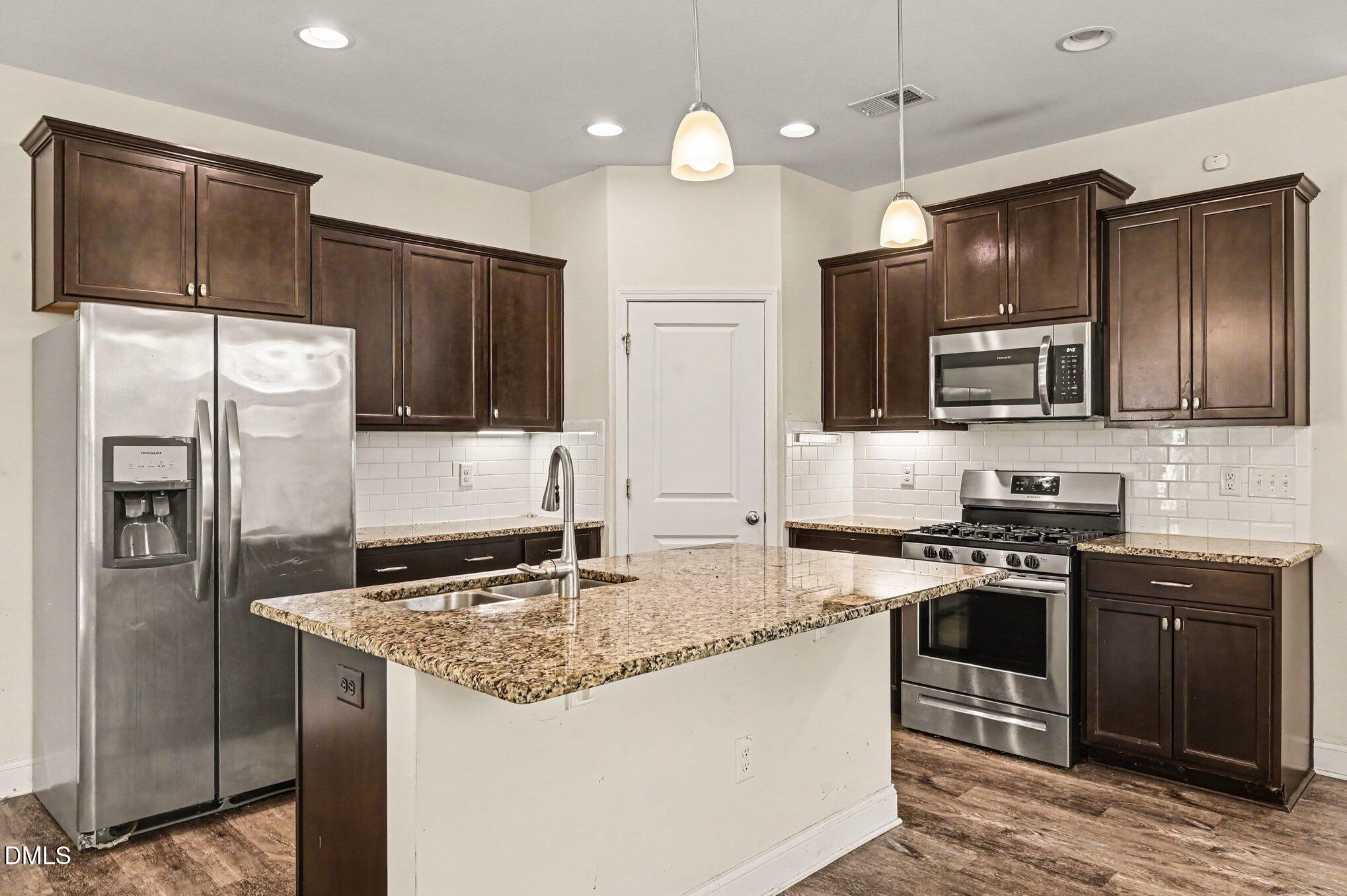 1003 Apogee Drive Property Photo 9