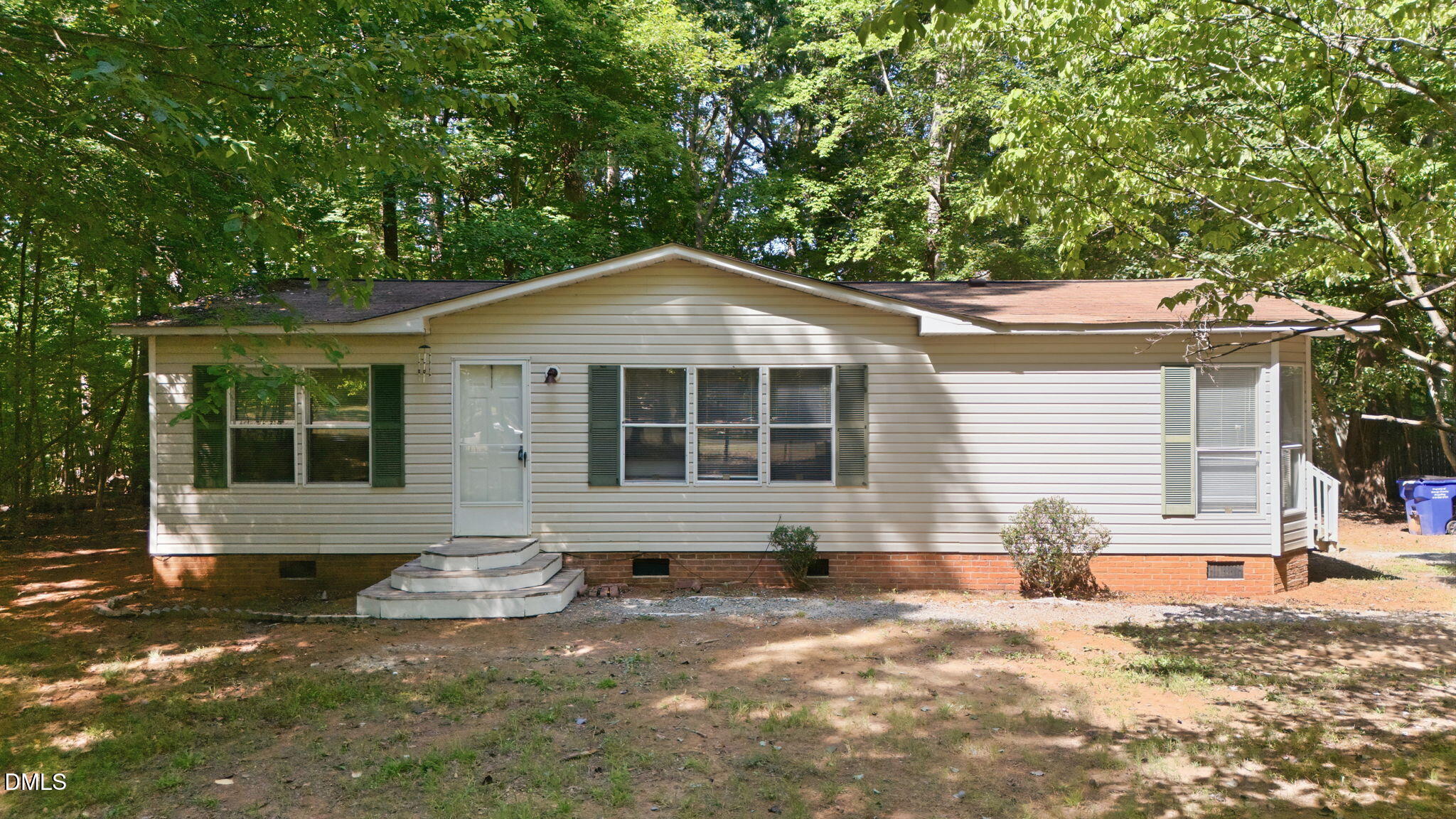 3208 Maple Avenue Property Photo 4