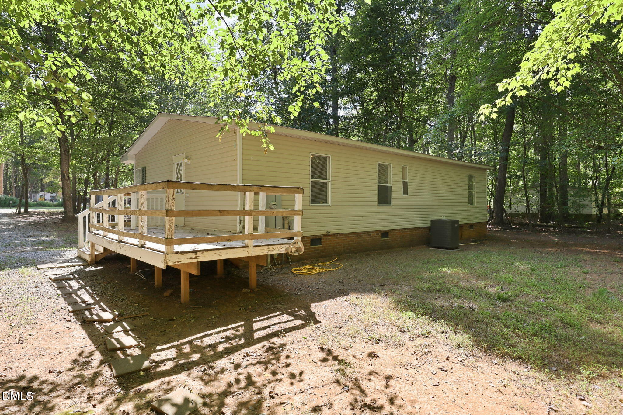3208 Maple Avenue Property Photo 6