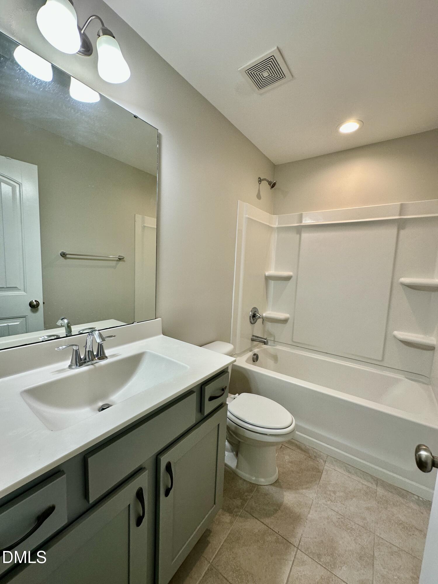 109 Bushwood Court Property Photo 12