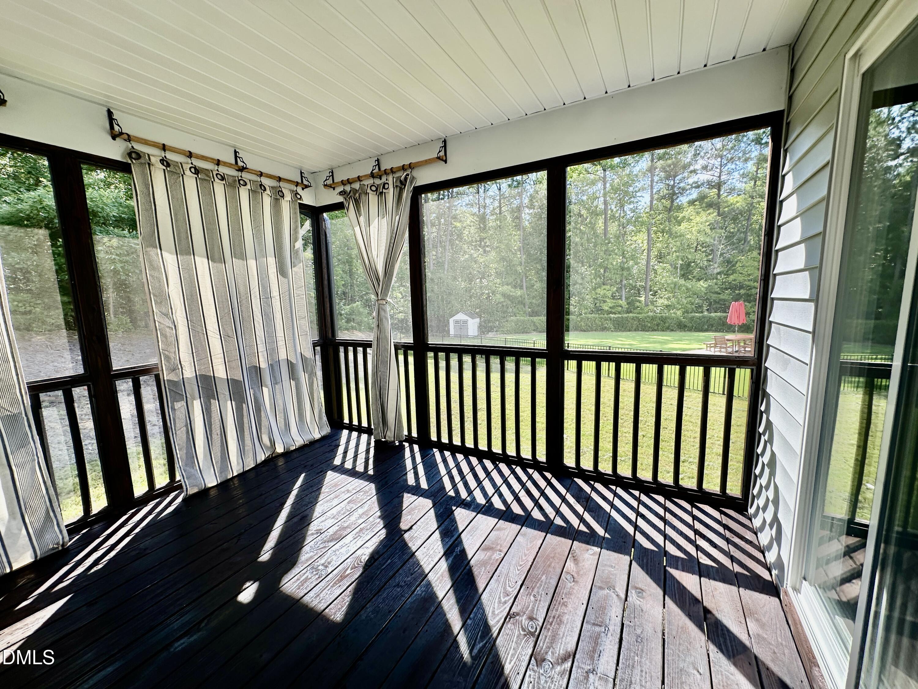 109 Bushwood Court Property Photo 33