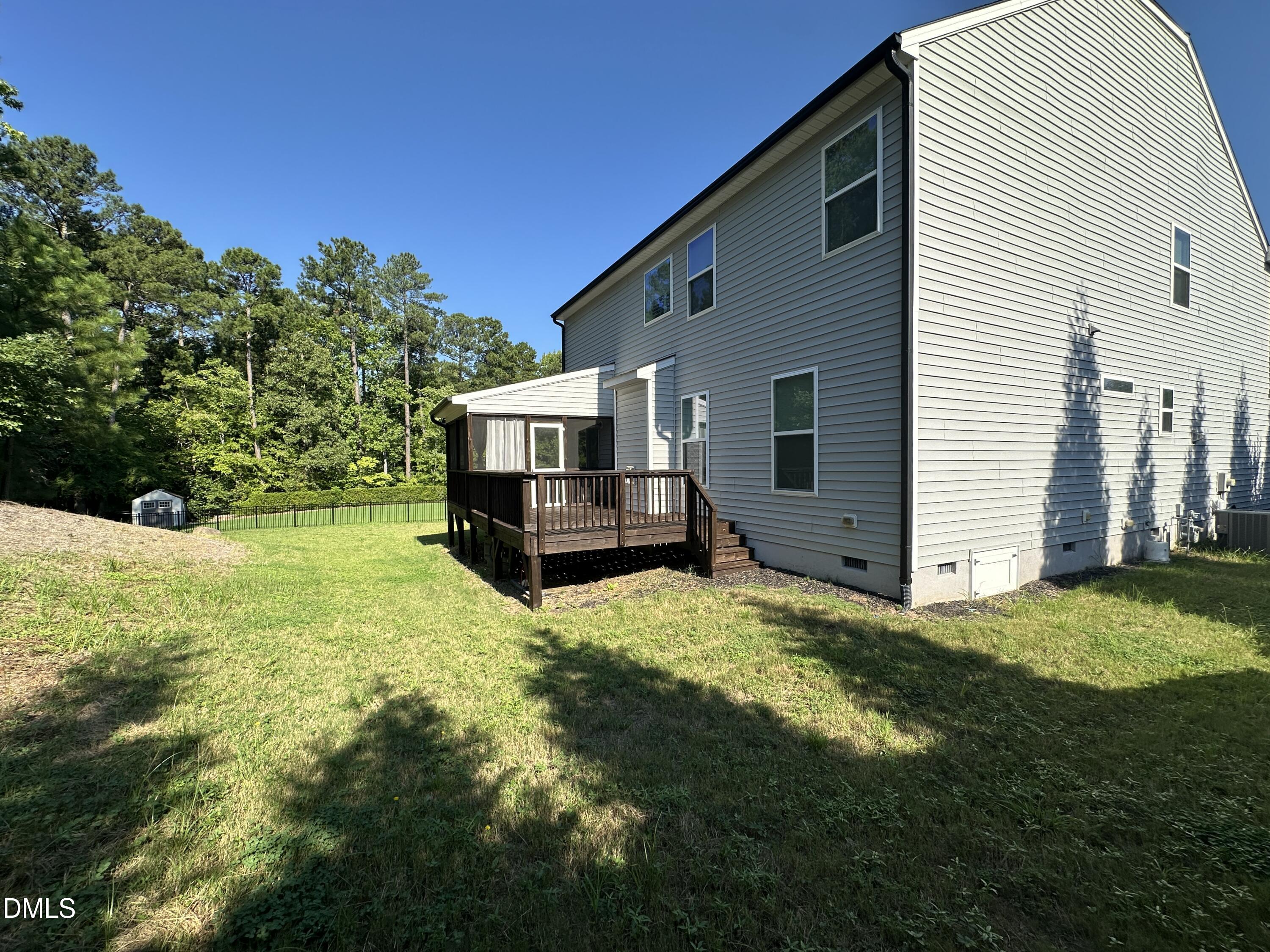 109 Bushwood Court Property Photo 37