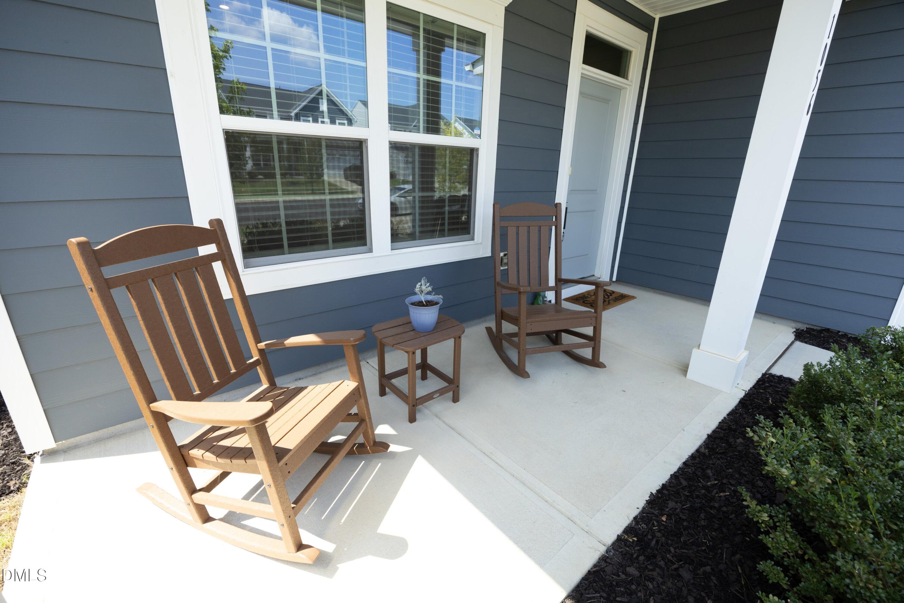 1056 Chevy Park Landing Property Photo 7