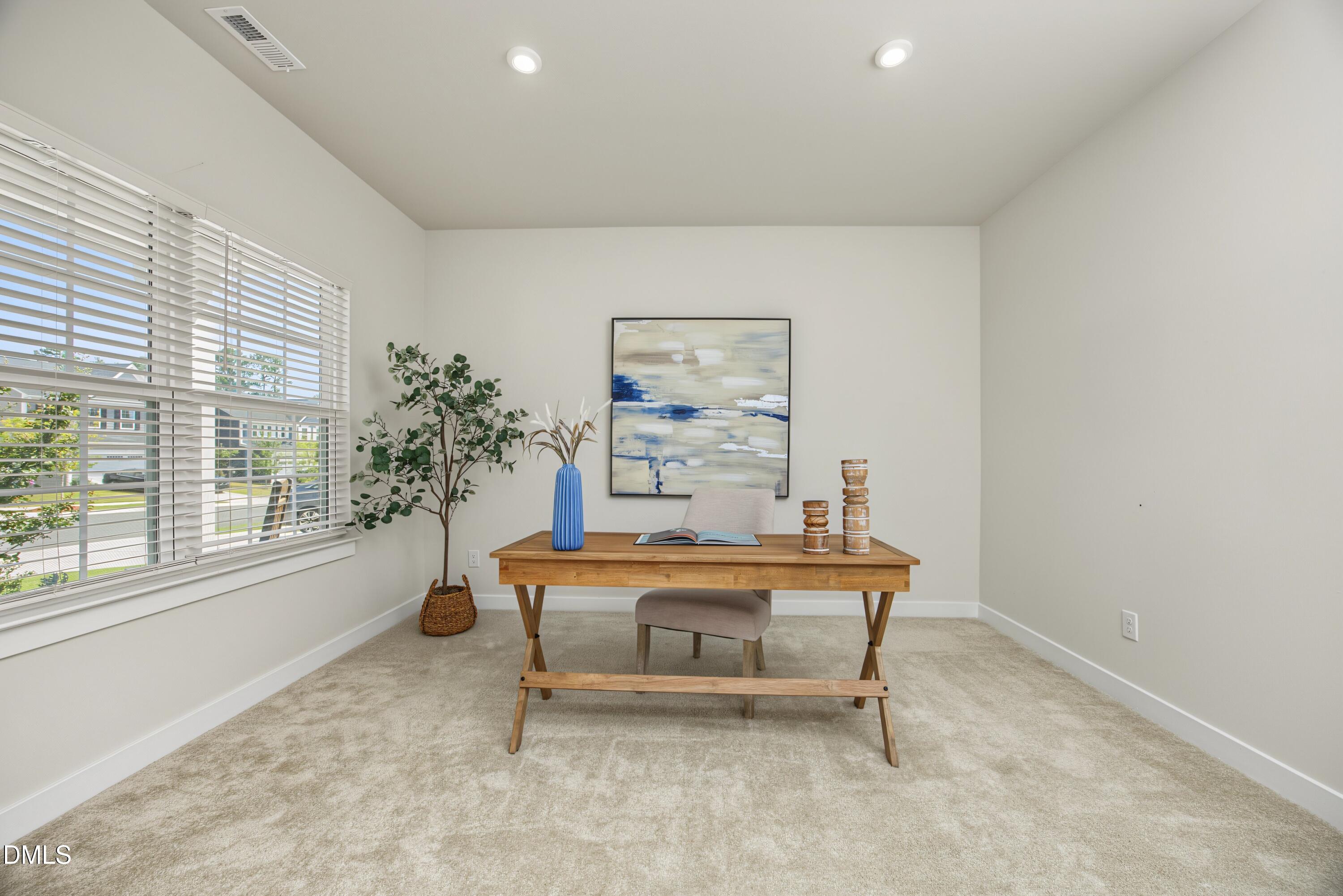 1056 Chevy Park Landing Property Photo 10
