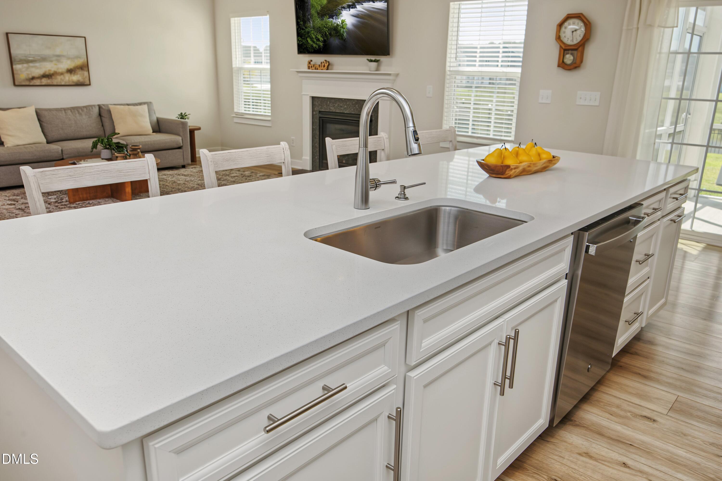 1056 Chevy Park Landing Property Photo 19