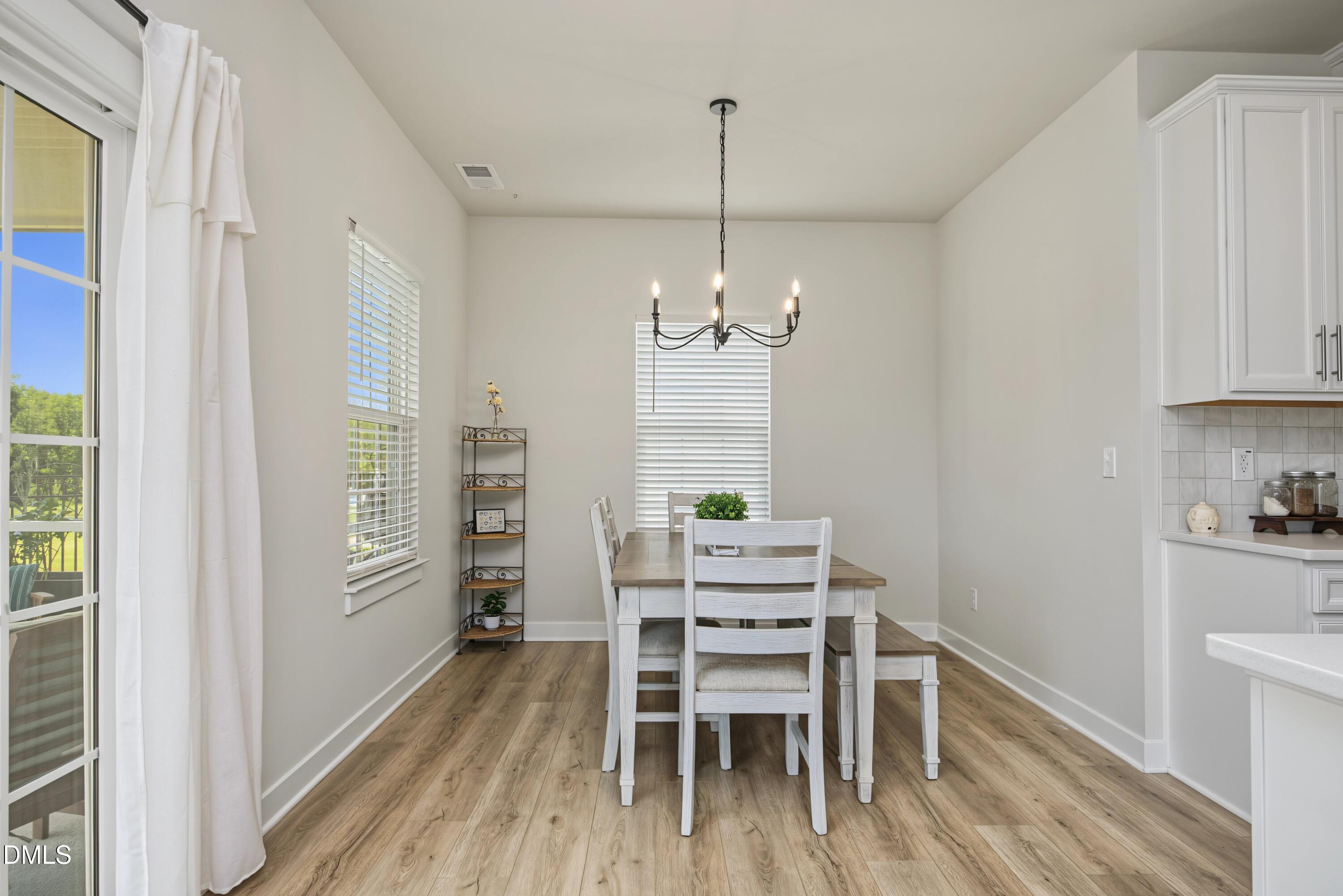 1056 Chevy Park Landing Property Photo 21