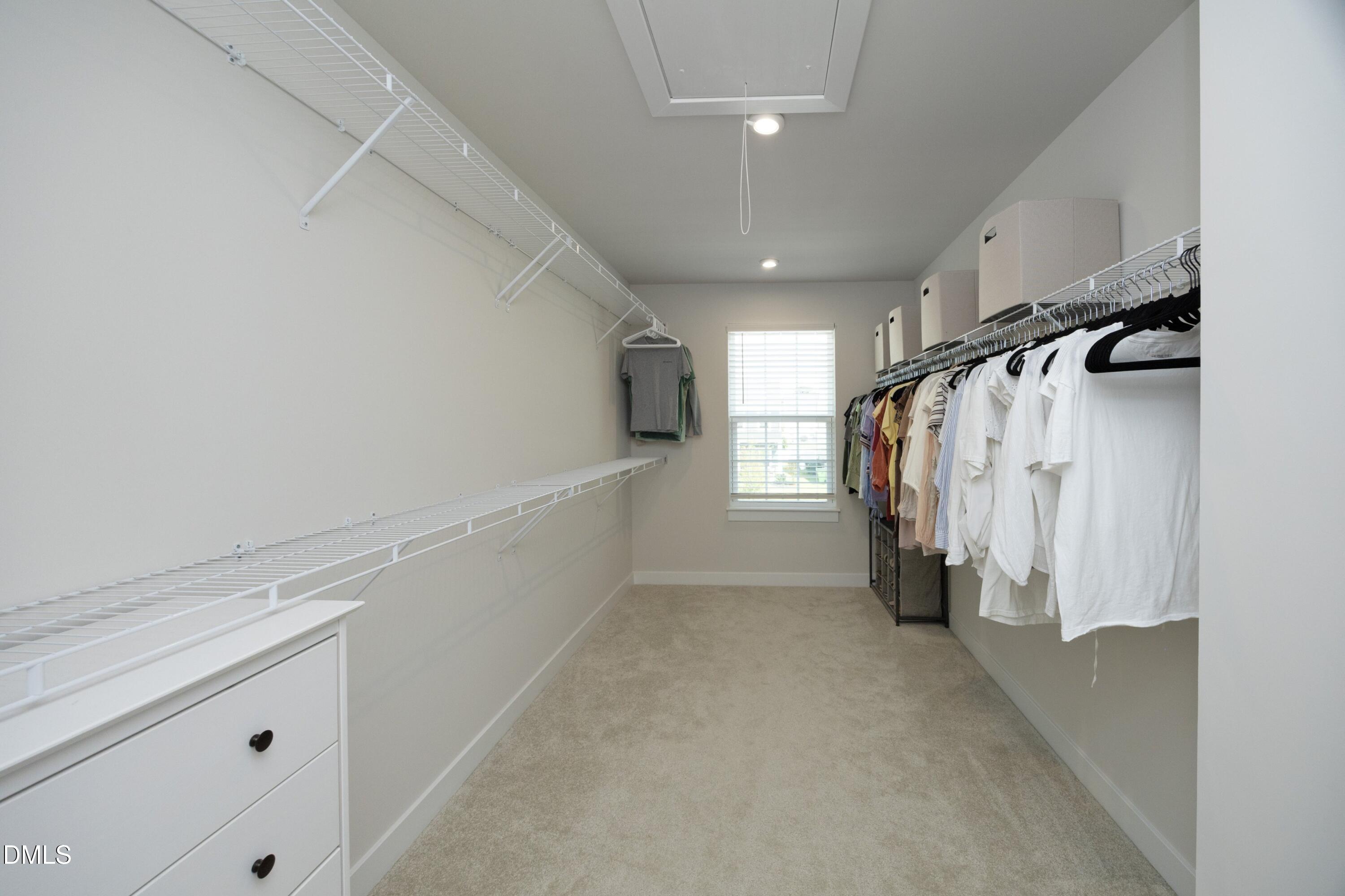1056 Chevy Park Landing Property Photo 30