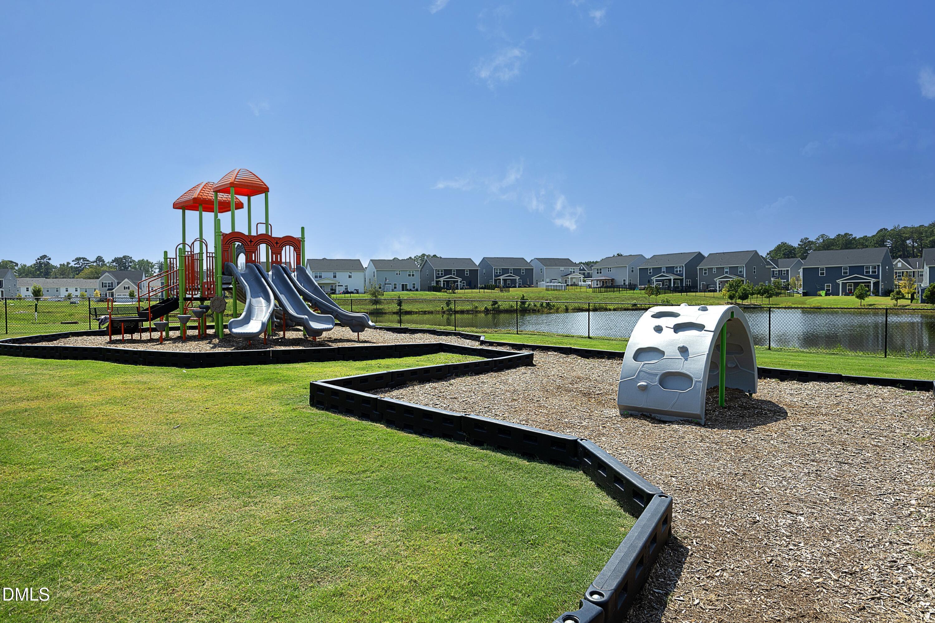 1056 Chevy Park Landing Property Photo 53