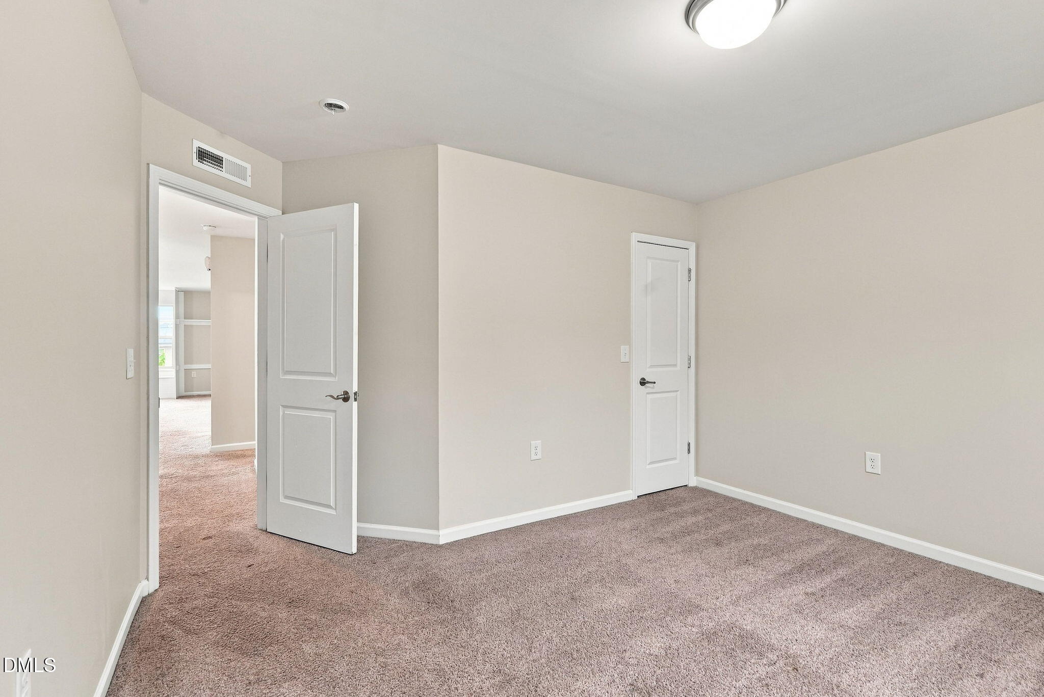 623 Hiddenbrook Drive Property Photo 27