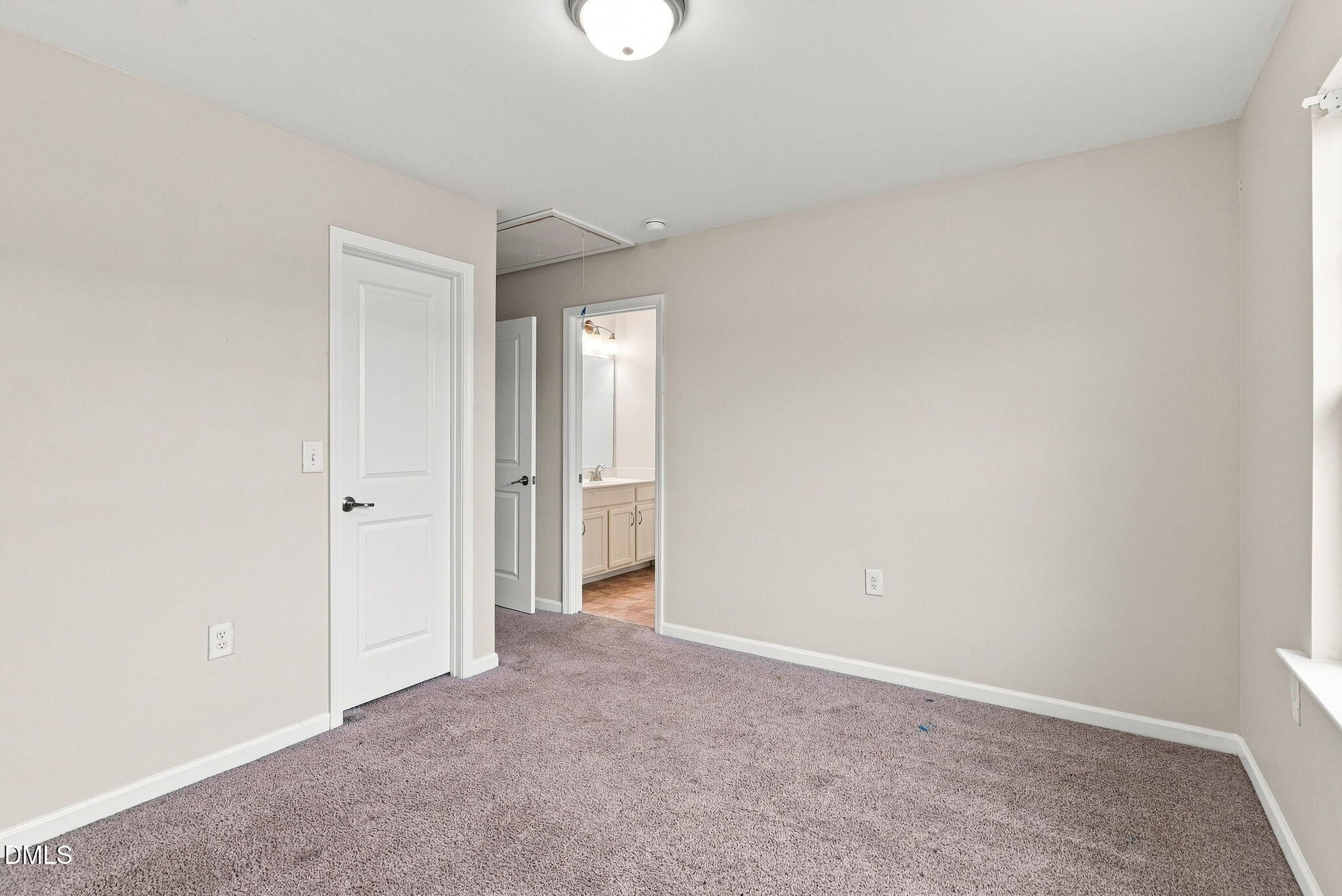 623 Hiddenbrook Drive Property Photo 29