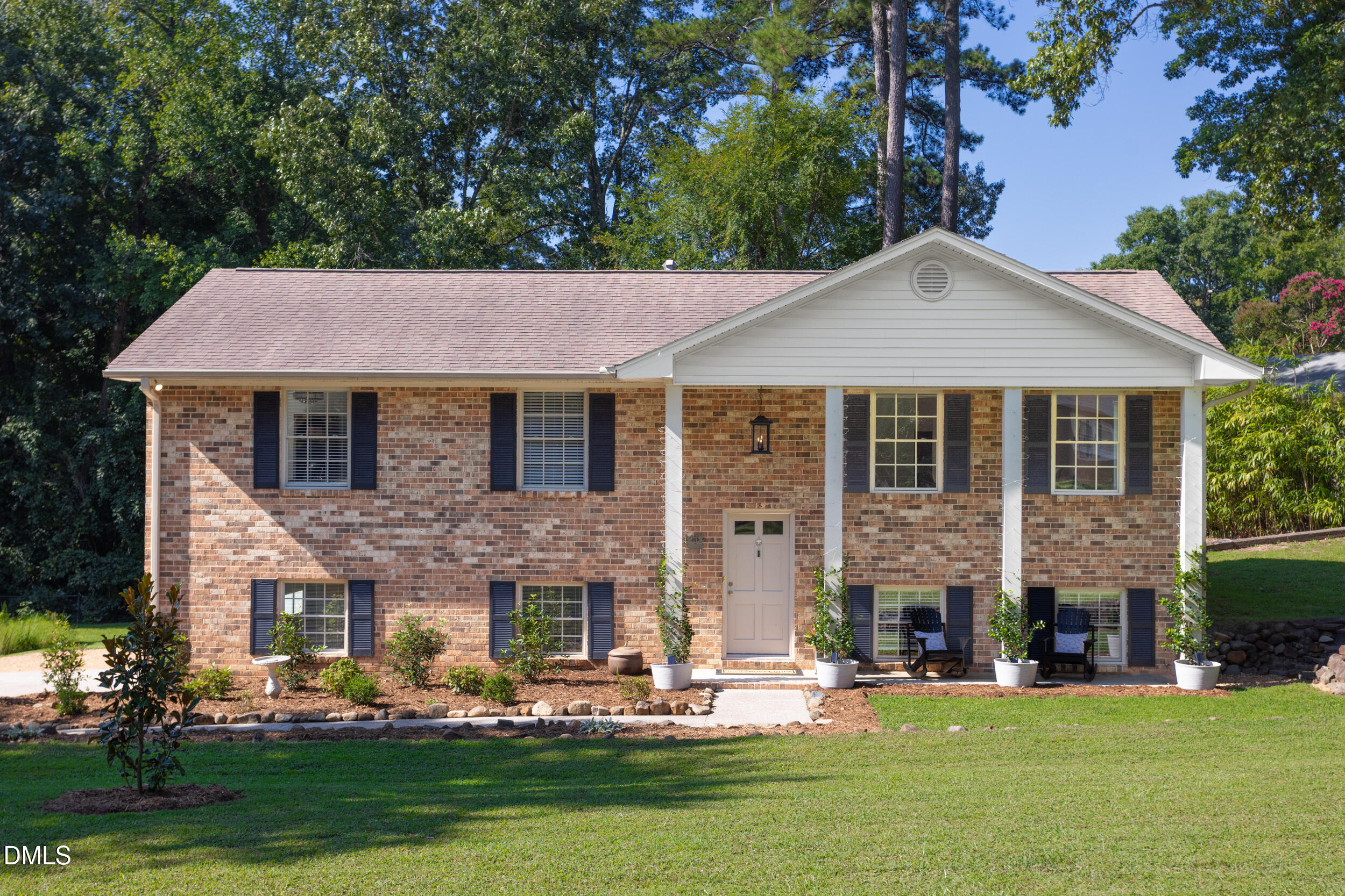 3519 Winding Way Property Photo 1