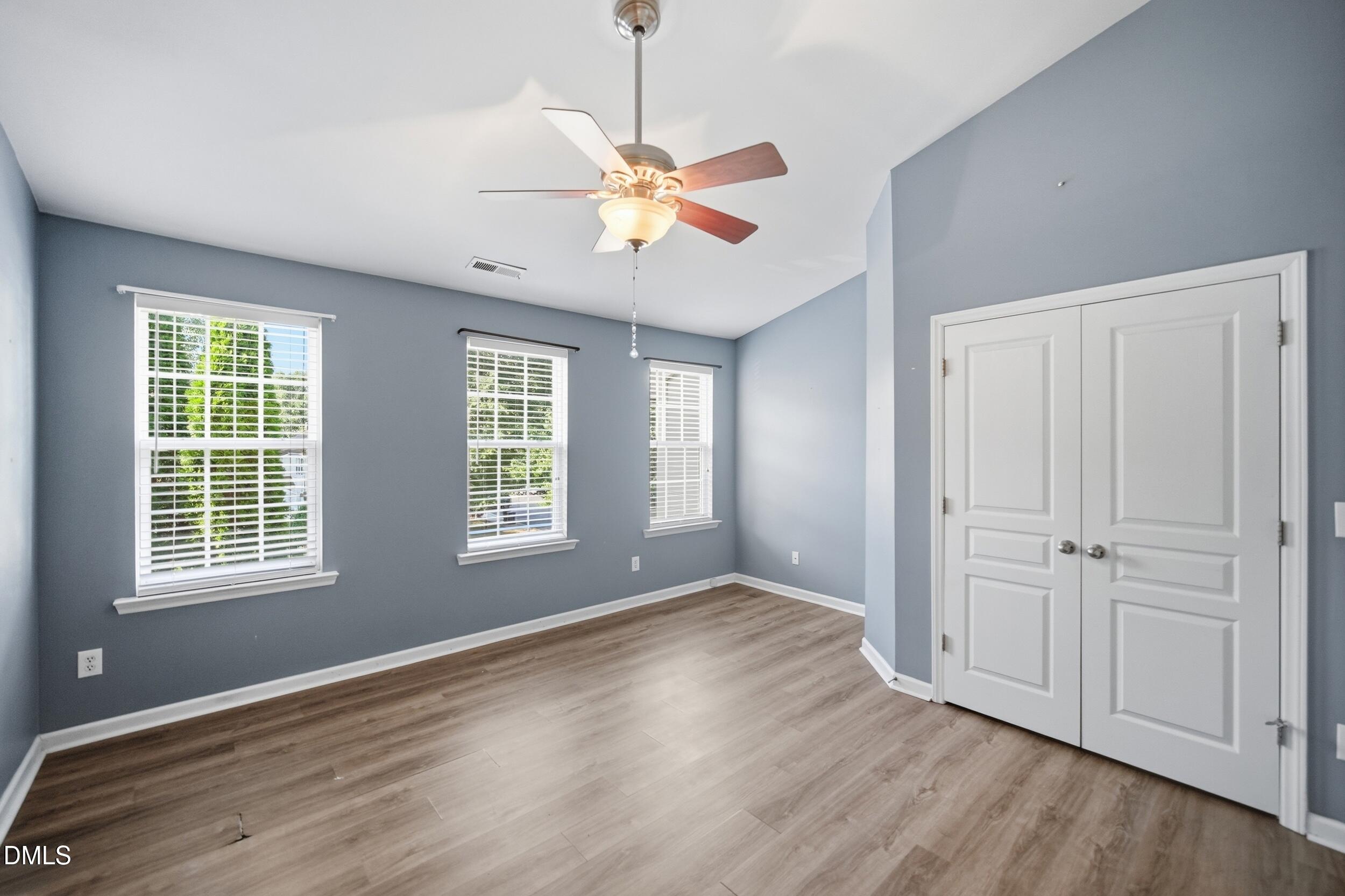 5311 Crescentview Parkway Property Photo 14