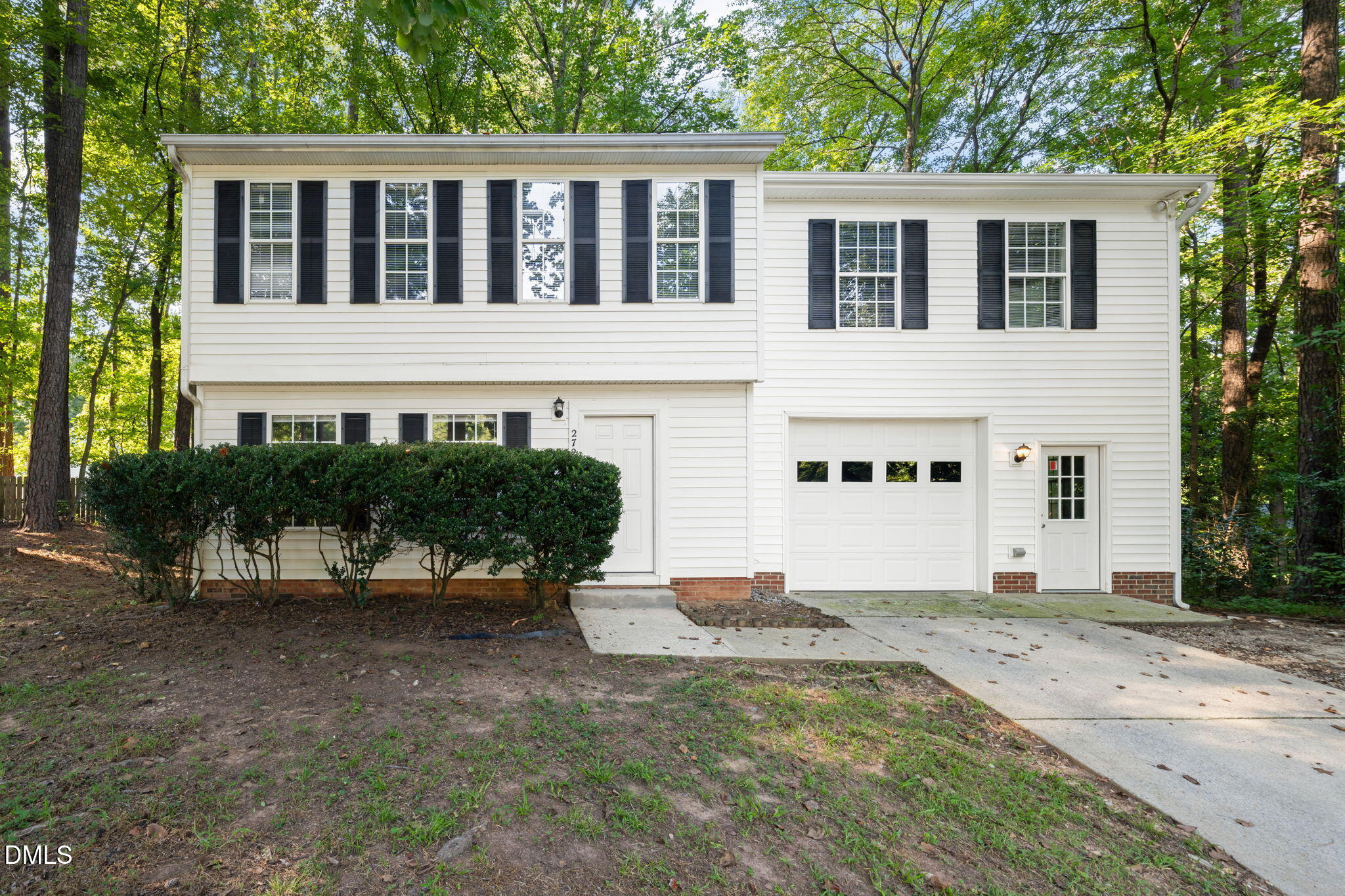 2729 Goshawk Lane Property Photo 1