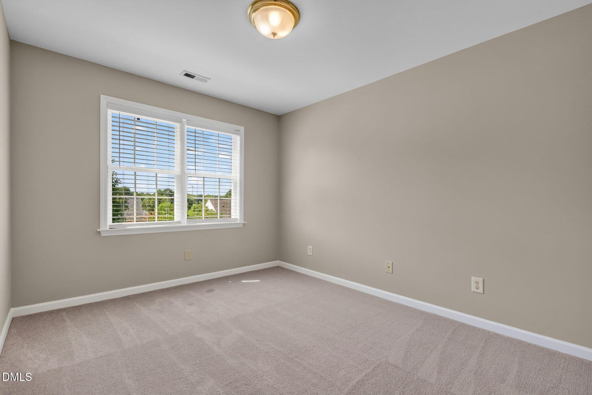 2525 Trailwood Hills Drive Property Photo 22