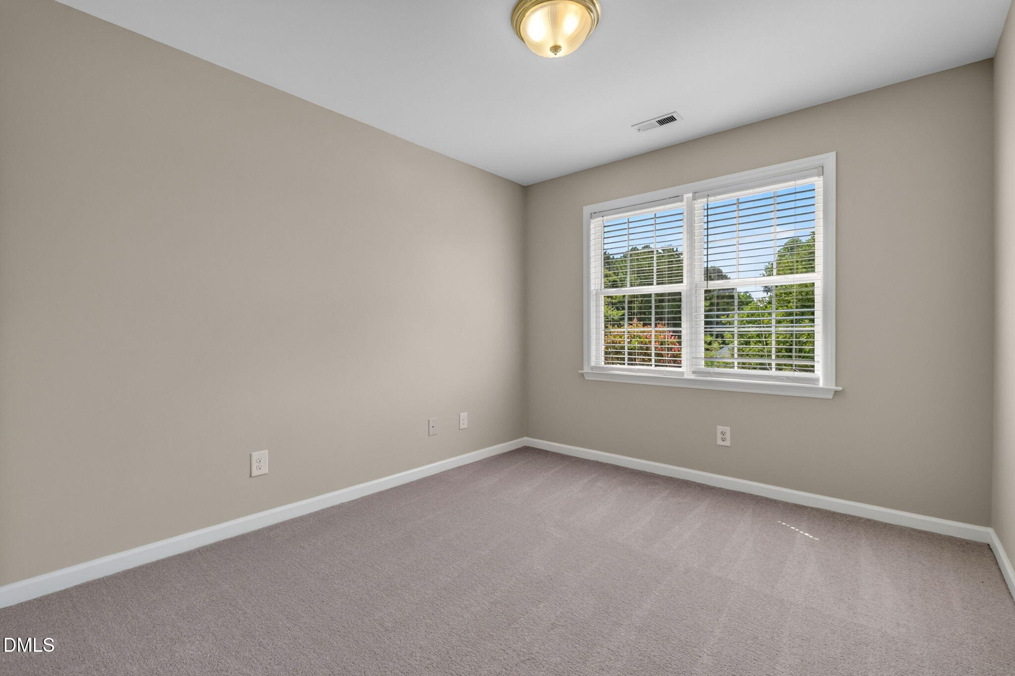 2525 Trailwood Hills Drive Property Photo 24