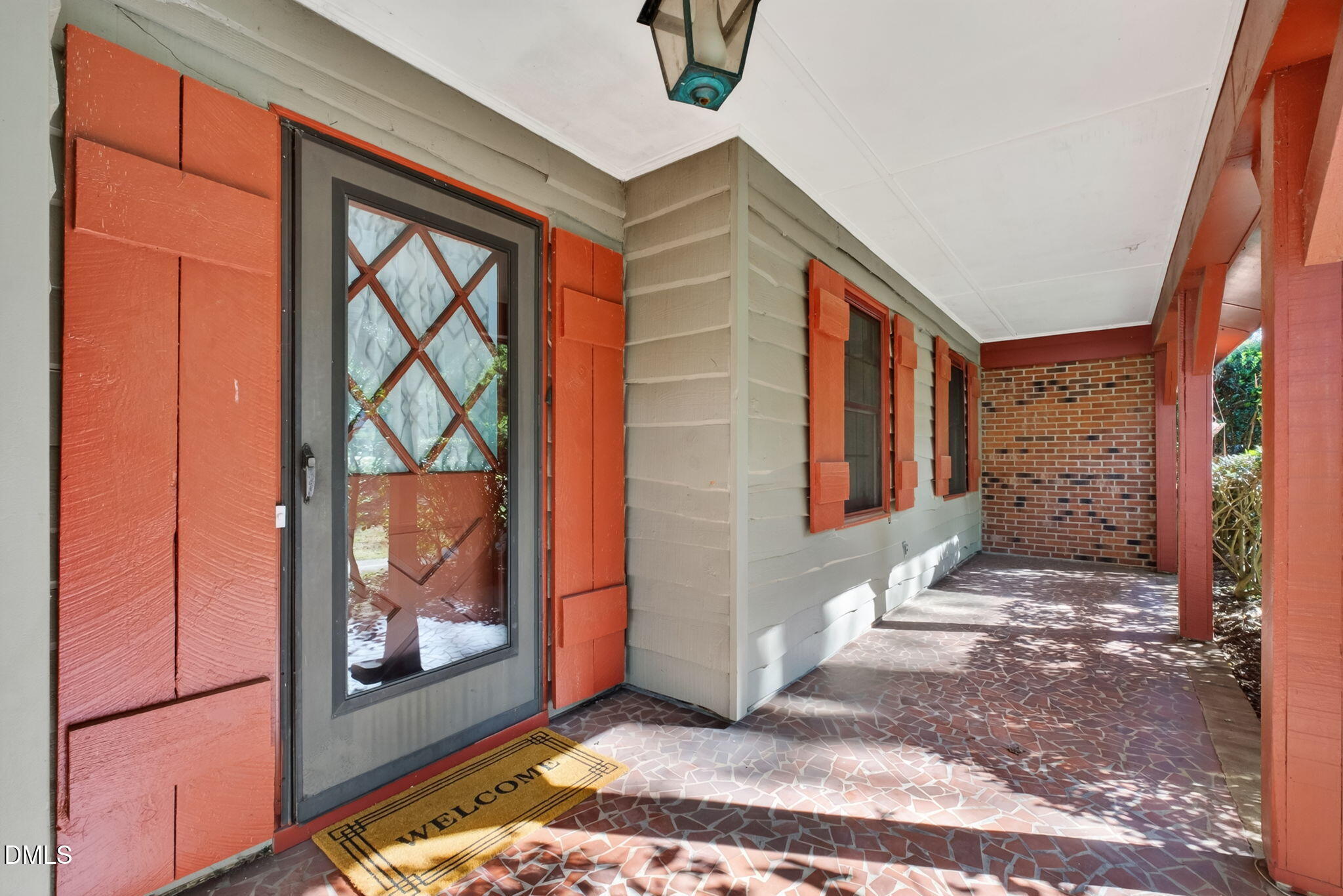 1202 Wellington Lane Property Photo 4