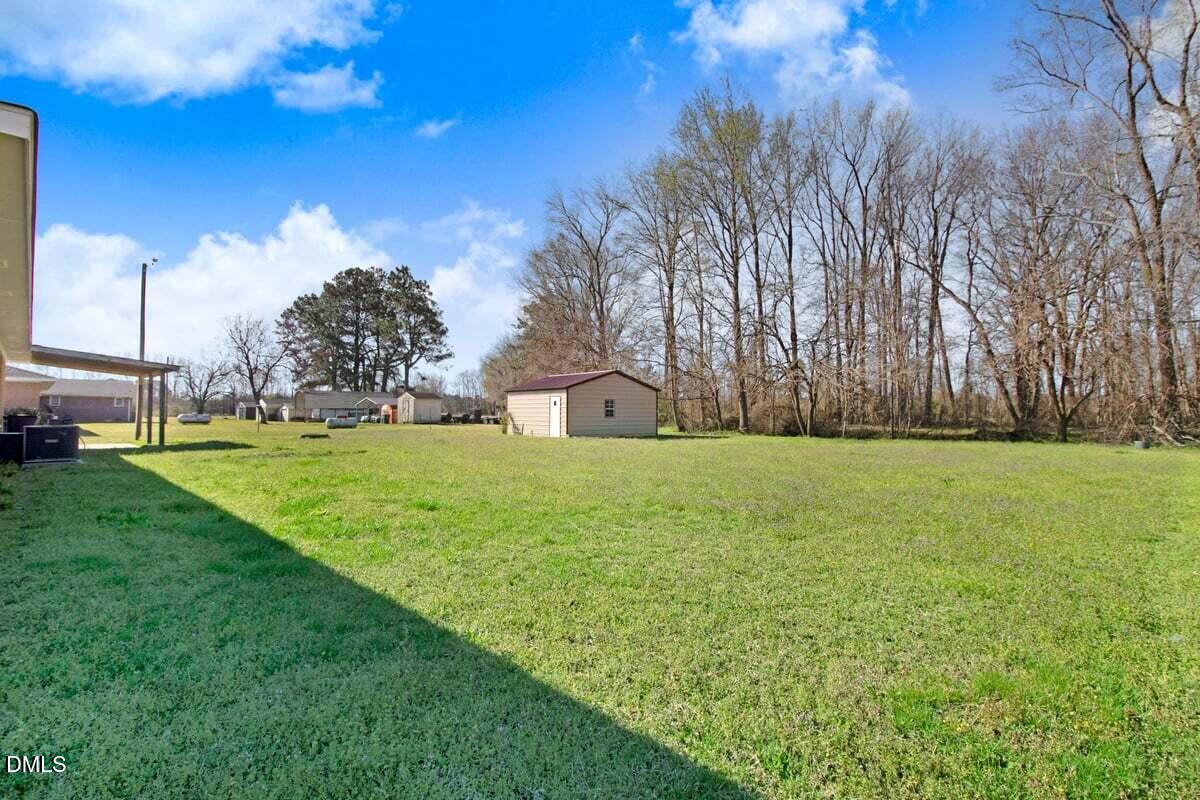 1676 Tommys Road Property Photo 3