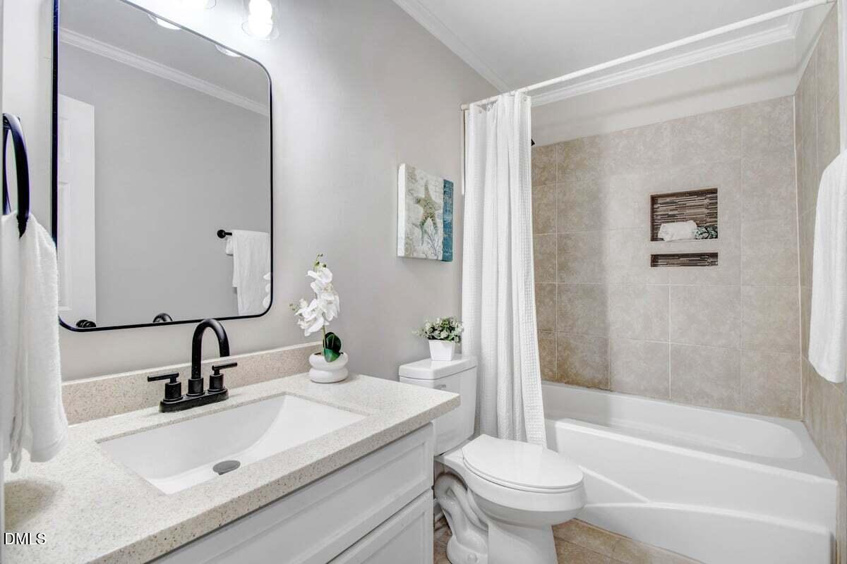 1676 Tommys Road Property Photo 7