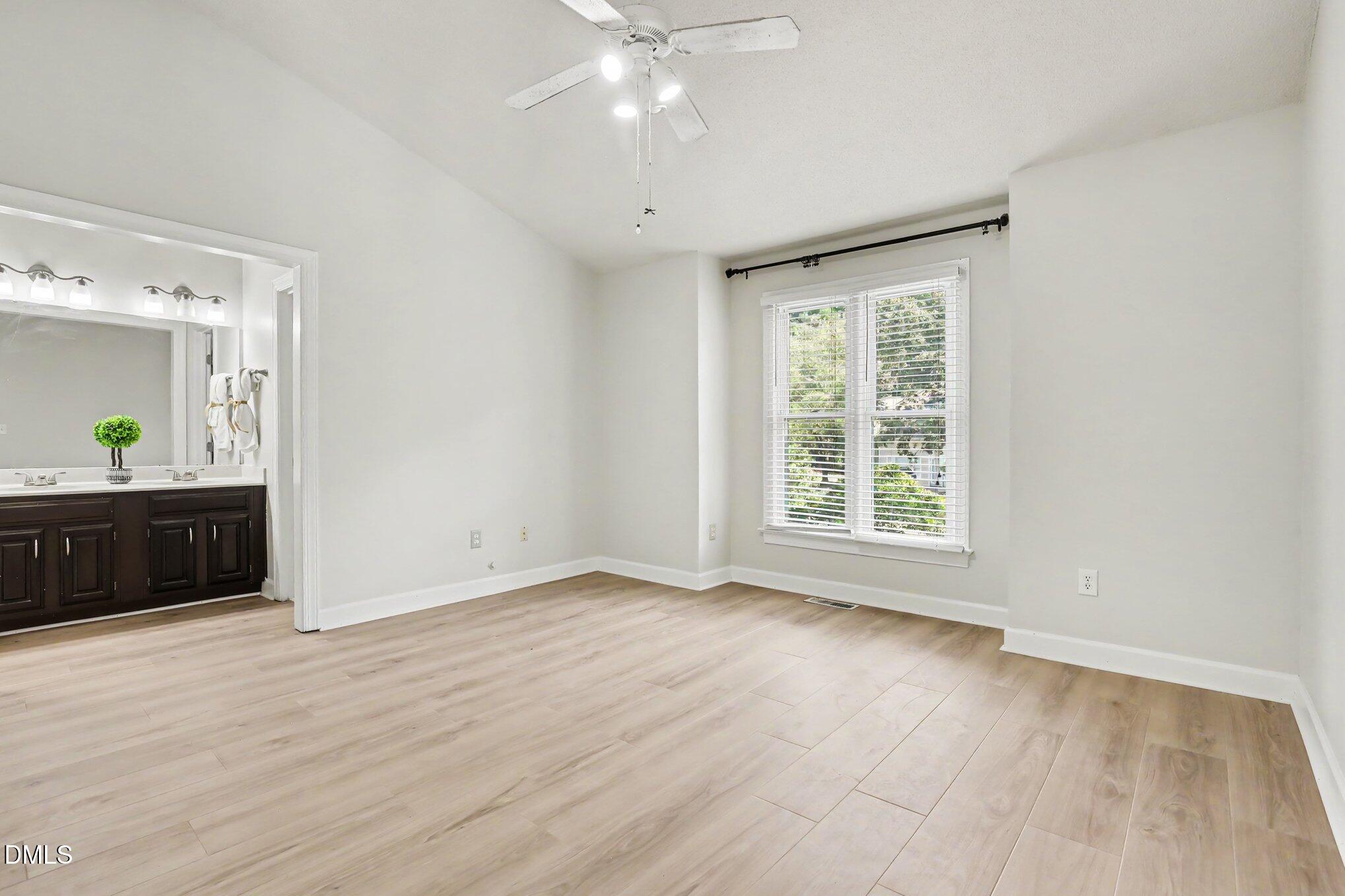 106 Kingsley Woods Drive Property Photo 4