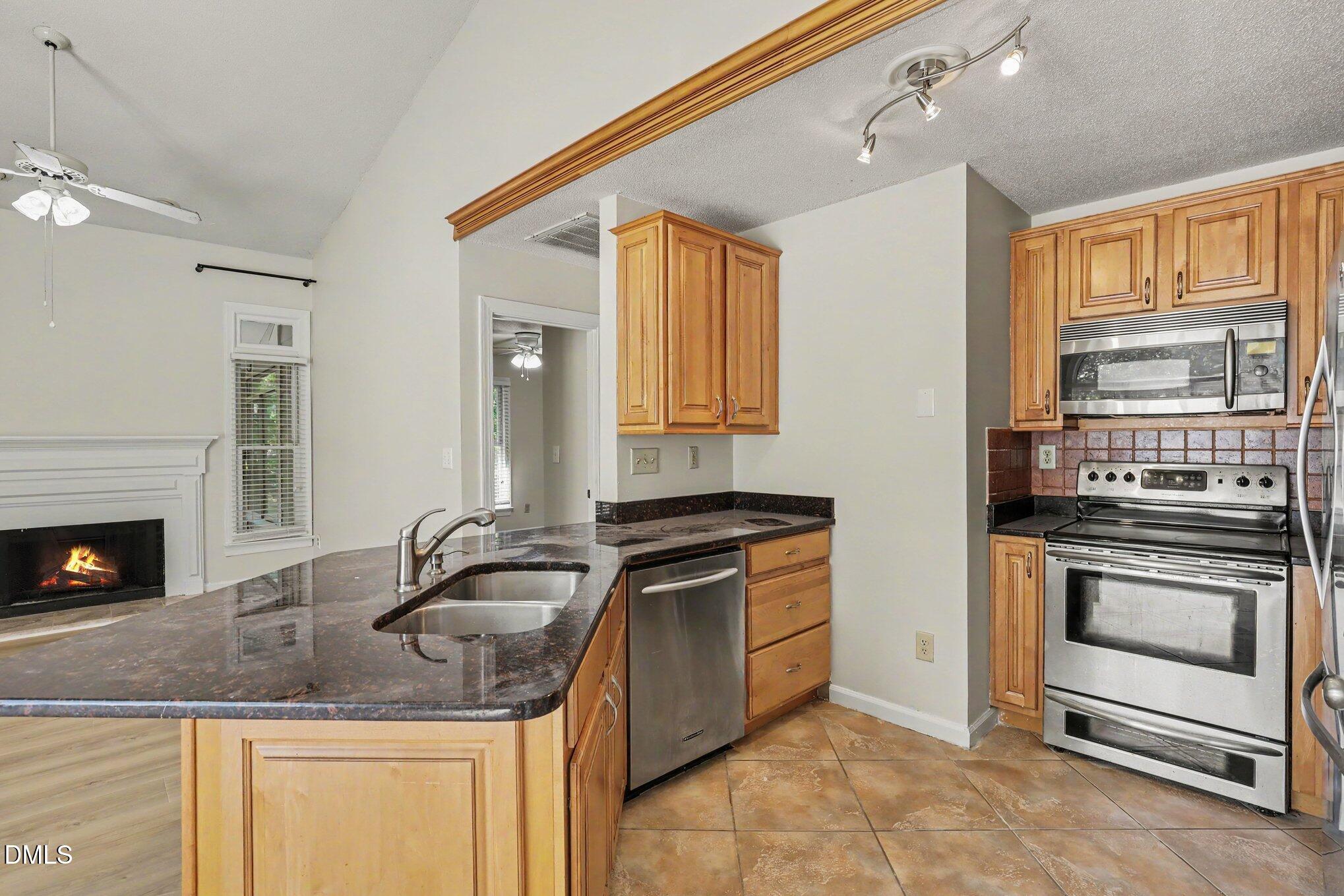 106 Kingsley Woods Drive Property Photo 11